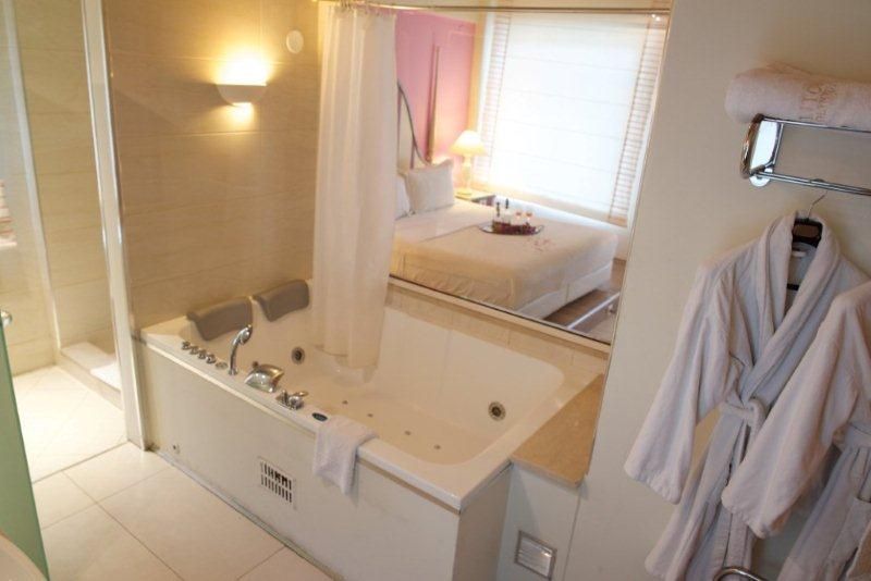 VIP Villa with Hot Tub and Private Pool