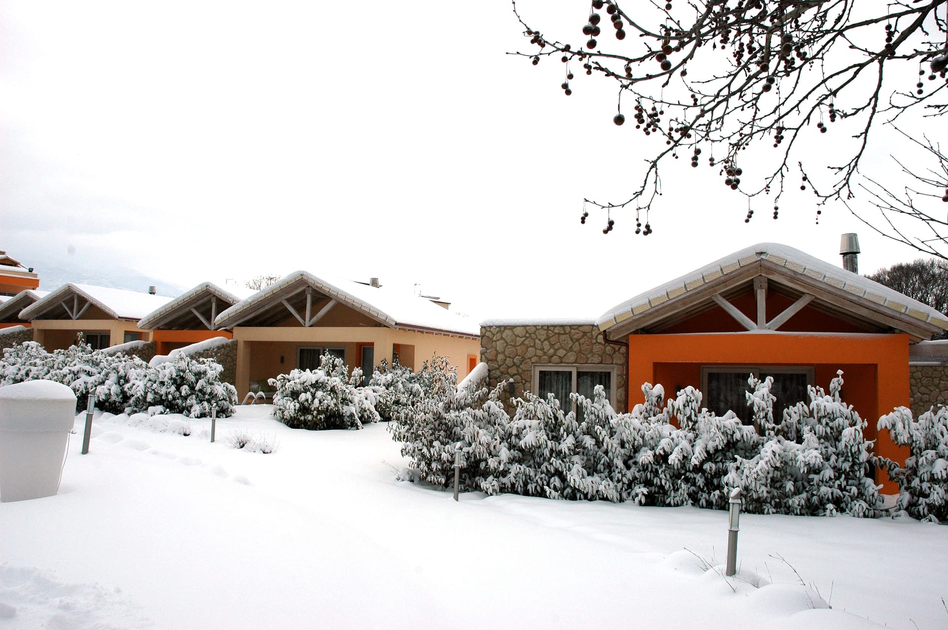 VIP VILLA WINTER ROOM ONLY with Fireplace and Hot Tub