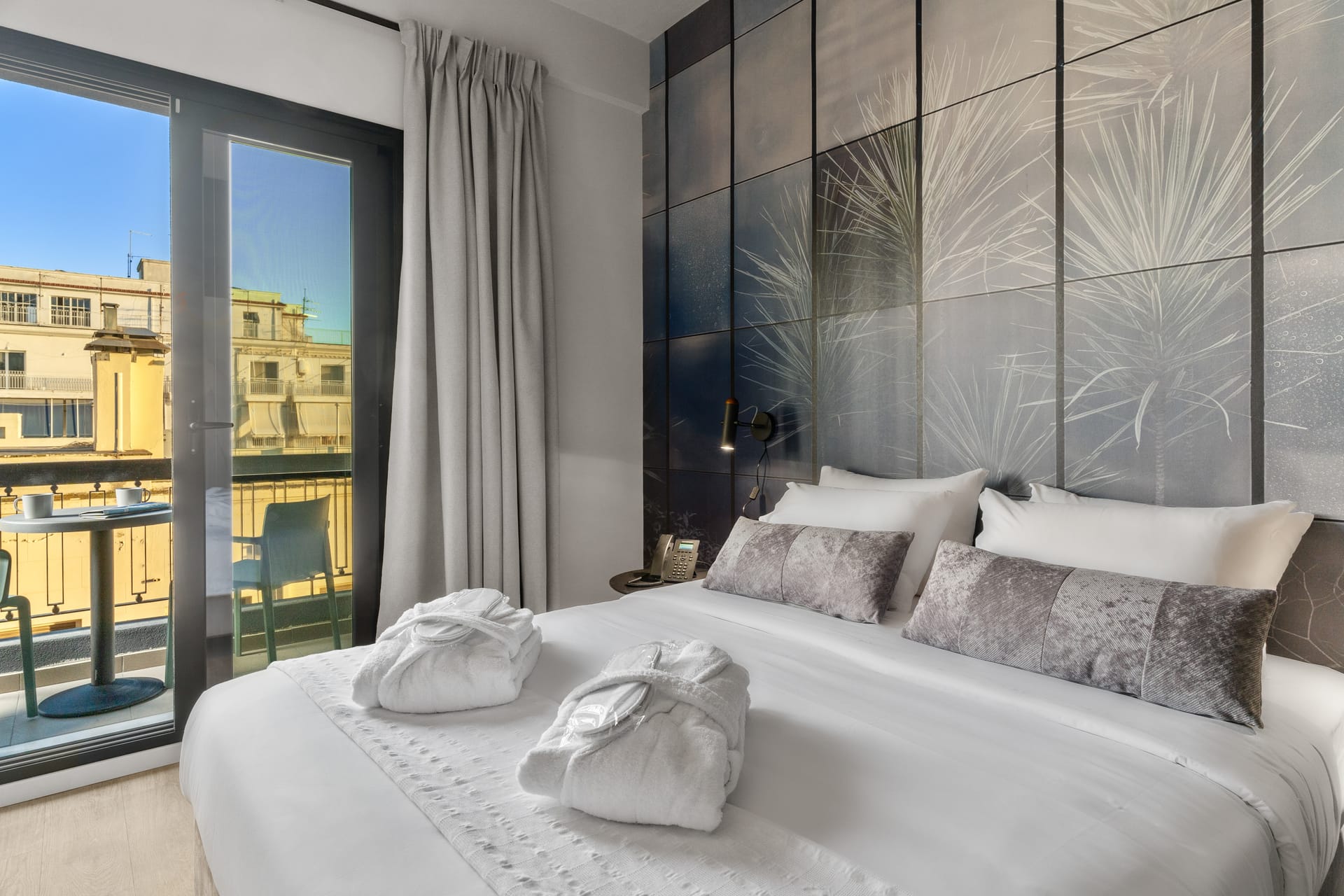Superior Double Room Side Sea View