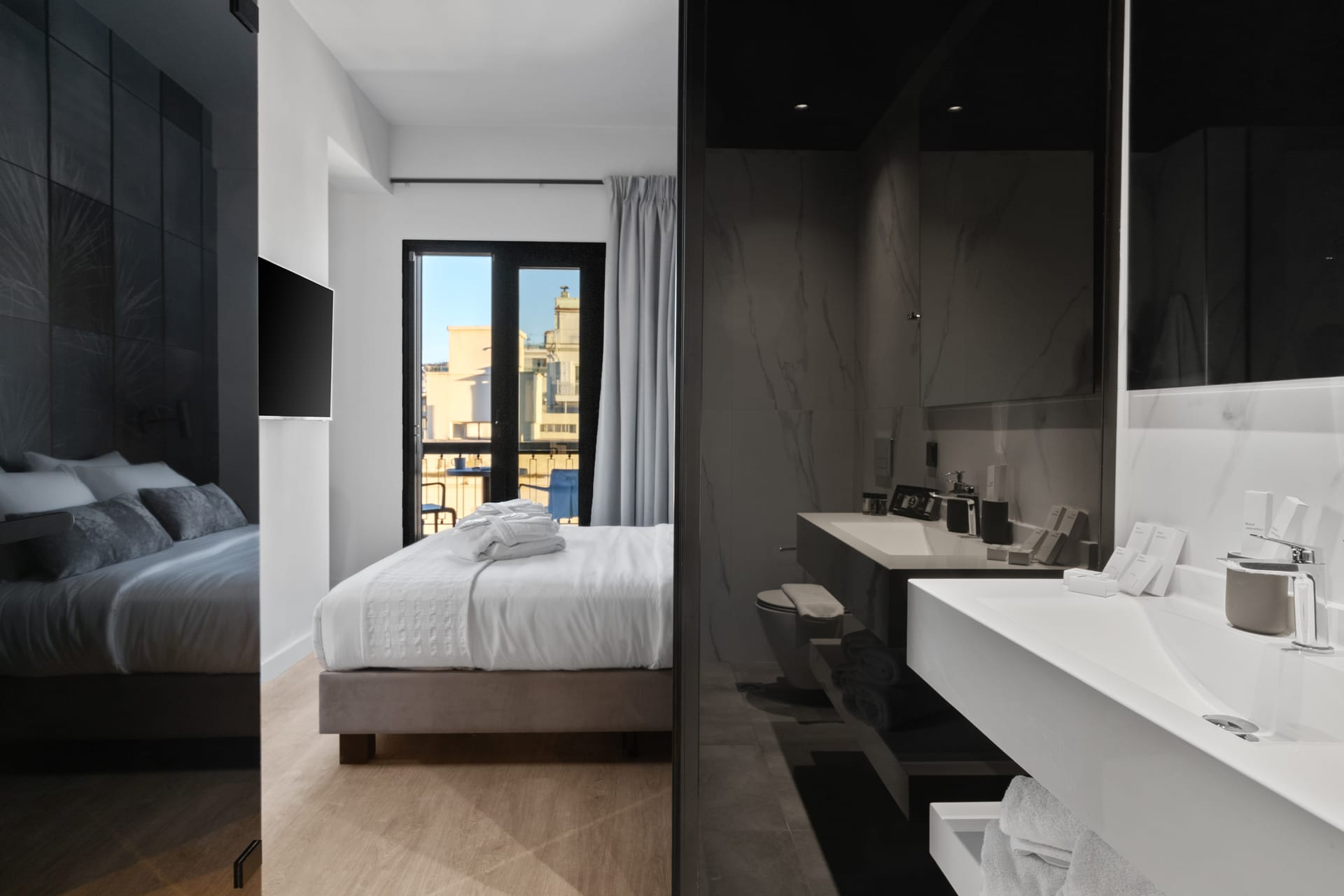 Superior Double Room Side Sea View