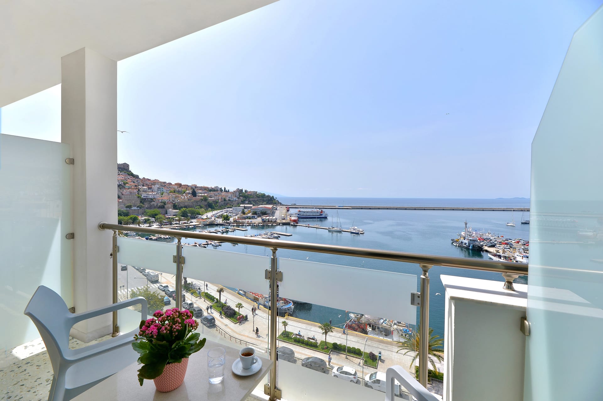 Double Room with Sea View (2 adults + 1 child)