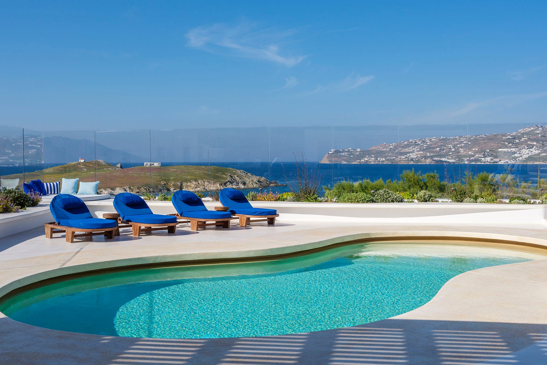 Nostos Villa