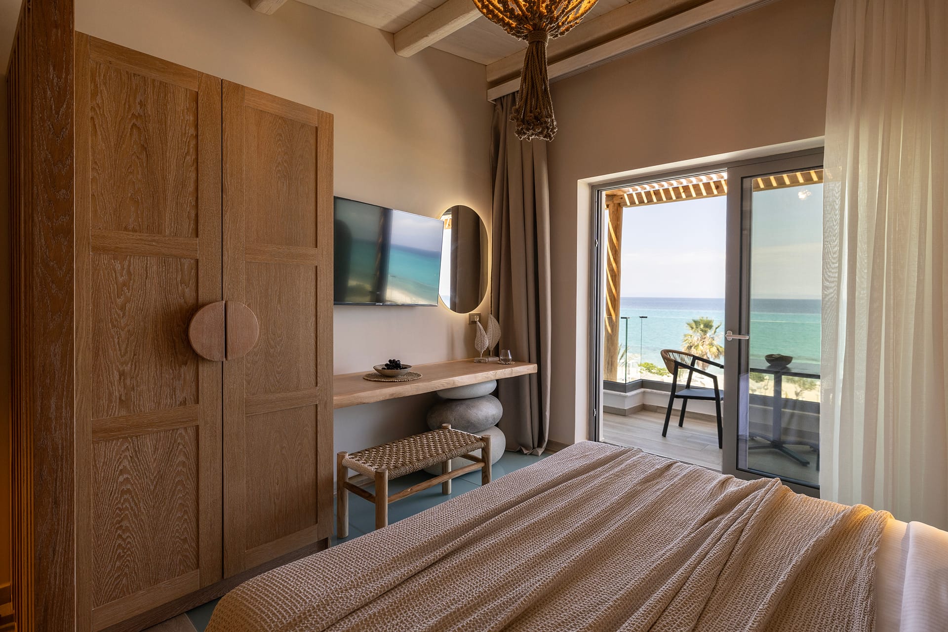 Mayasari Suite Sea View  | Indoor Jacuzzi