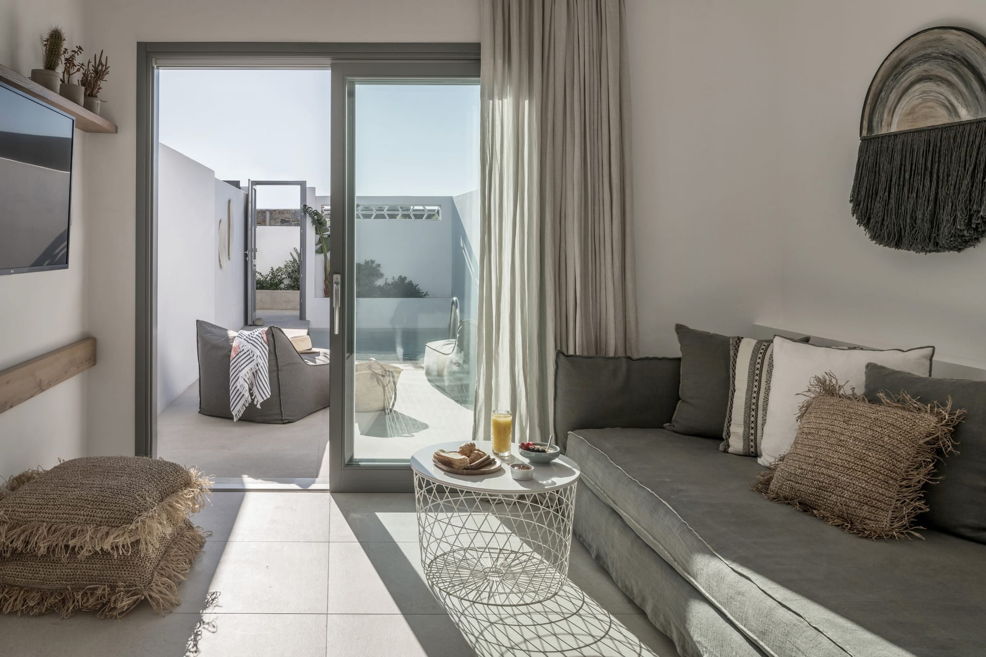 Island Deluxe Room with Private Pool