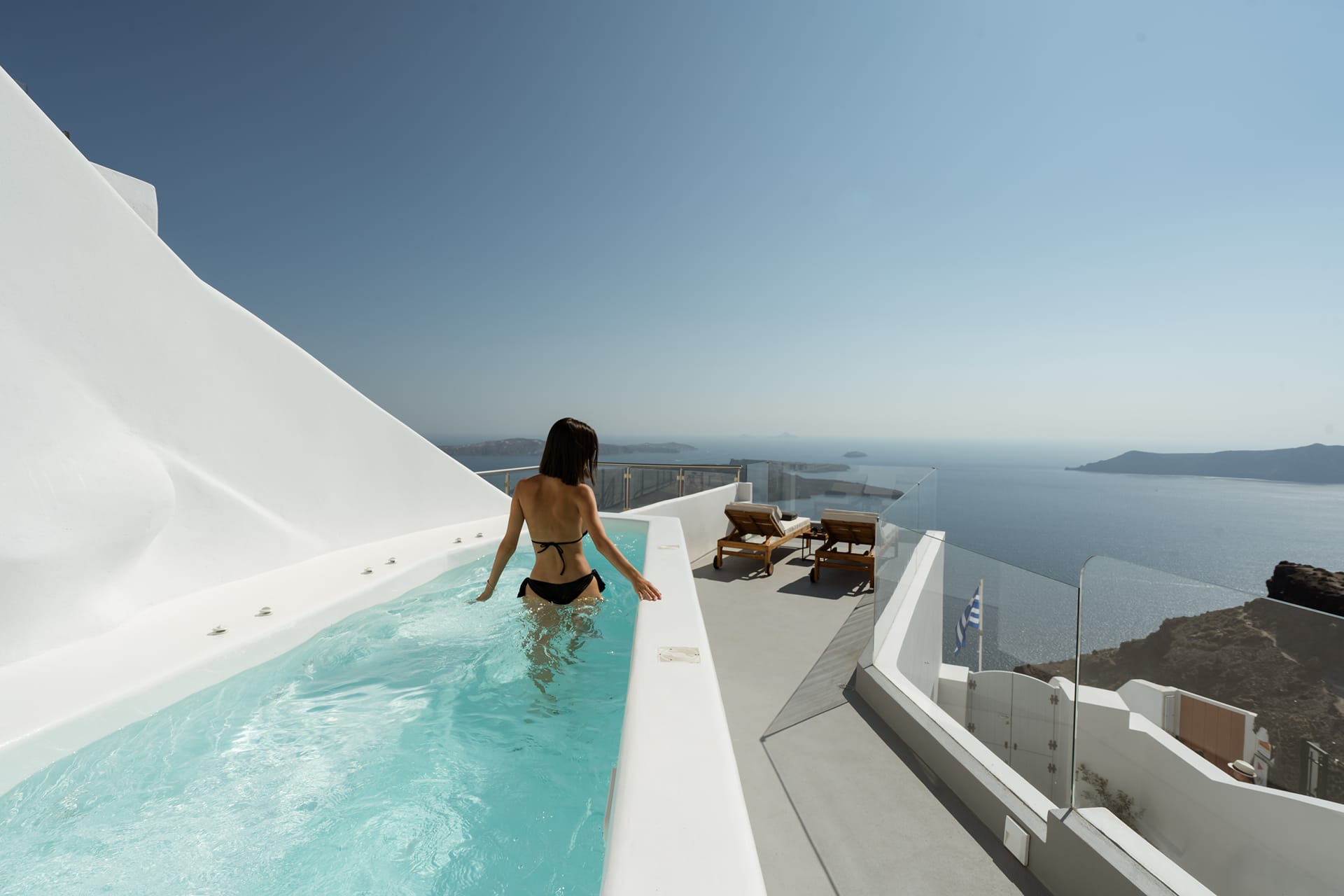Orana Residence – Junior Suite with Indoor Hot Tub & Outdoor Heated Plunge Pool