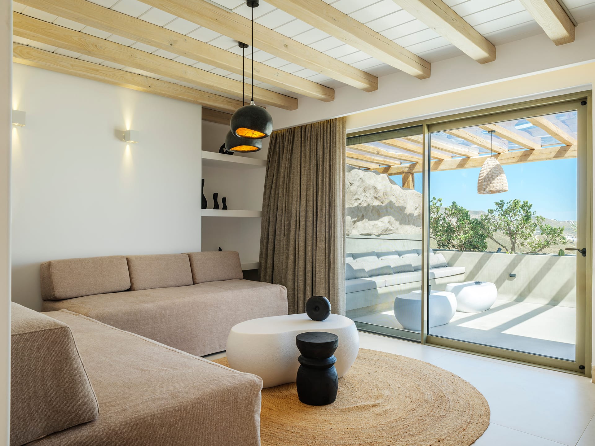 Exclusive One-bedroom Suite with heated Pool & Hydromassage