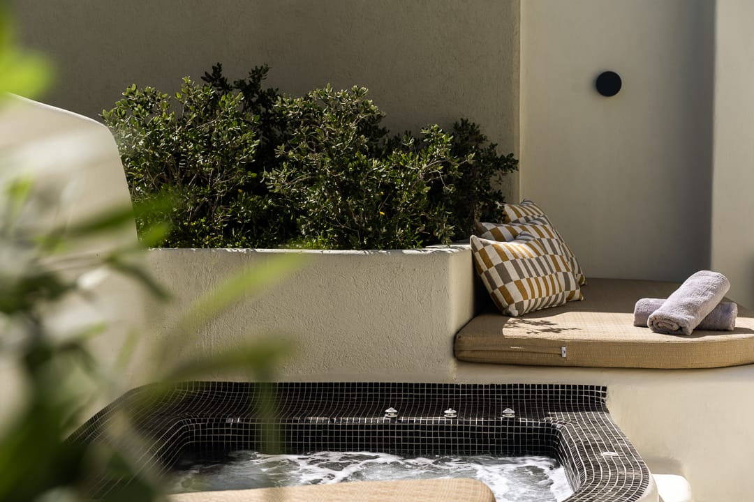 Junior Suite with Jetted Tub