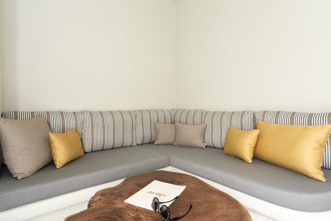 Junior Suite with Jetted Tub