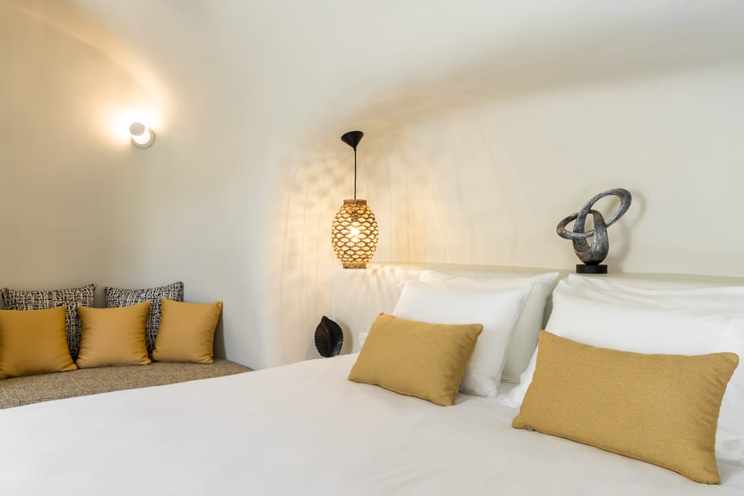 Junior Suite with  Indoor Jetted Tub