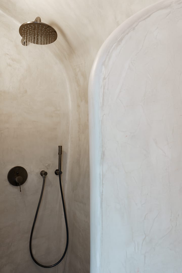 Junior Suite with  Indoor Jetted Tub