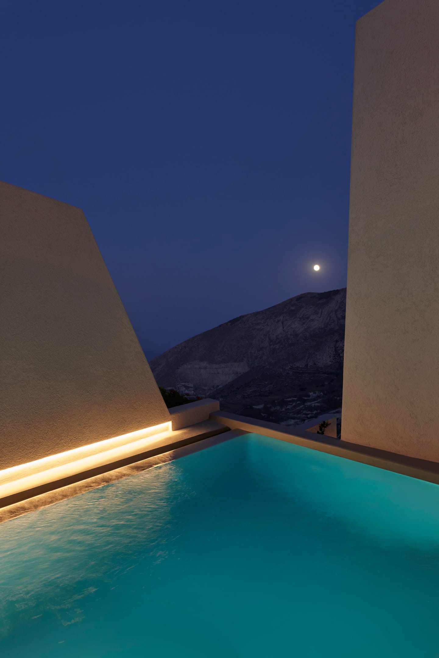 Honeymoon Suite with Heated Pool