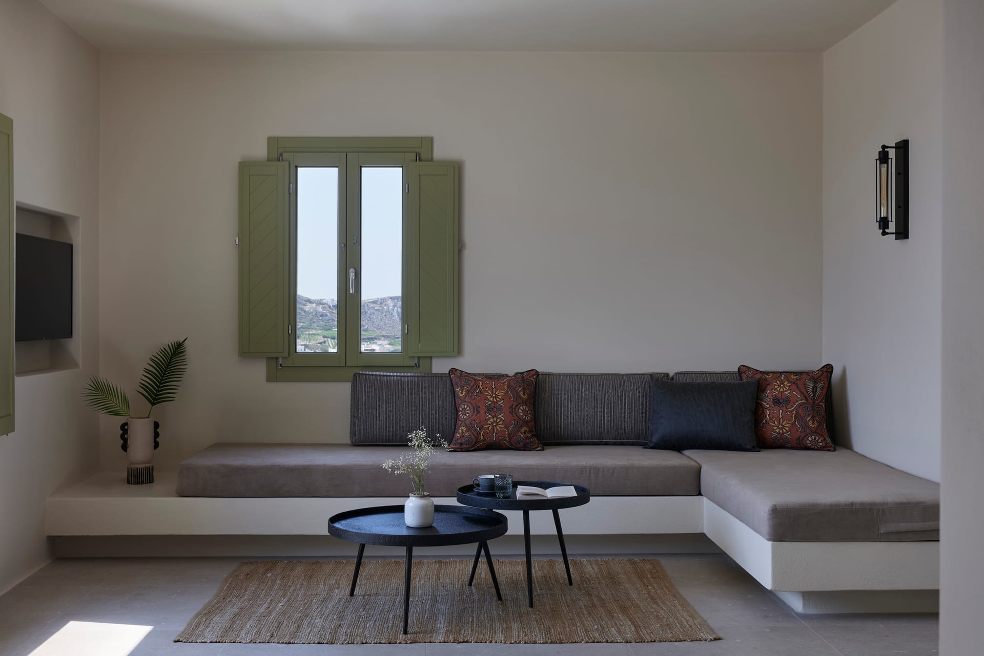 Honeymoon Suite with Heated Pool