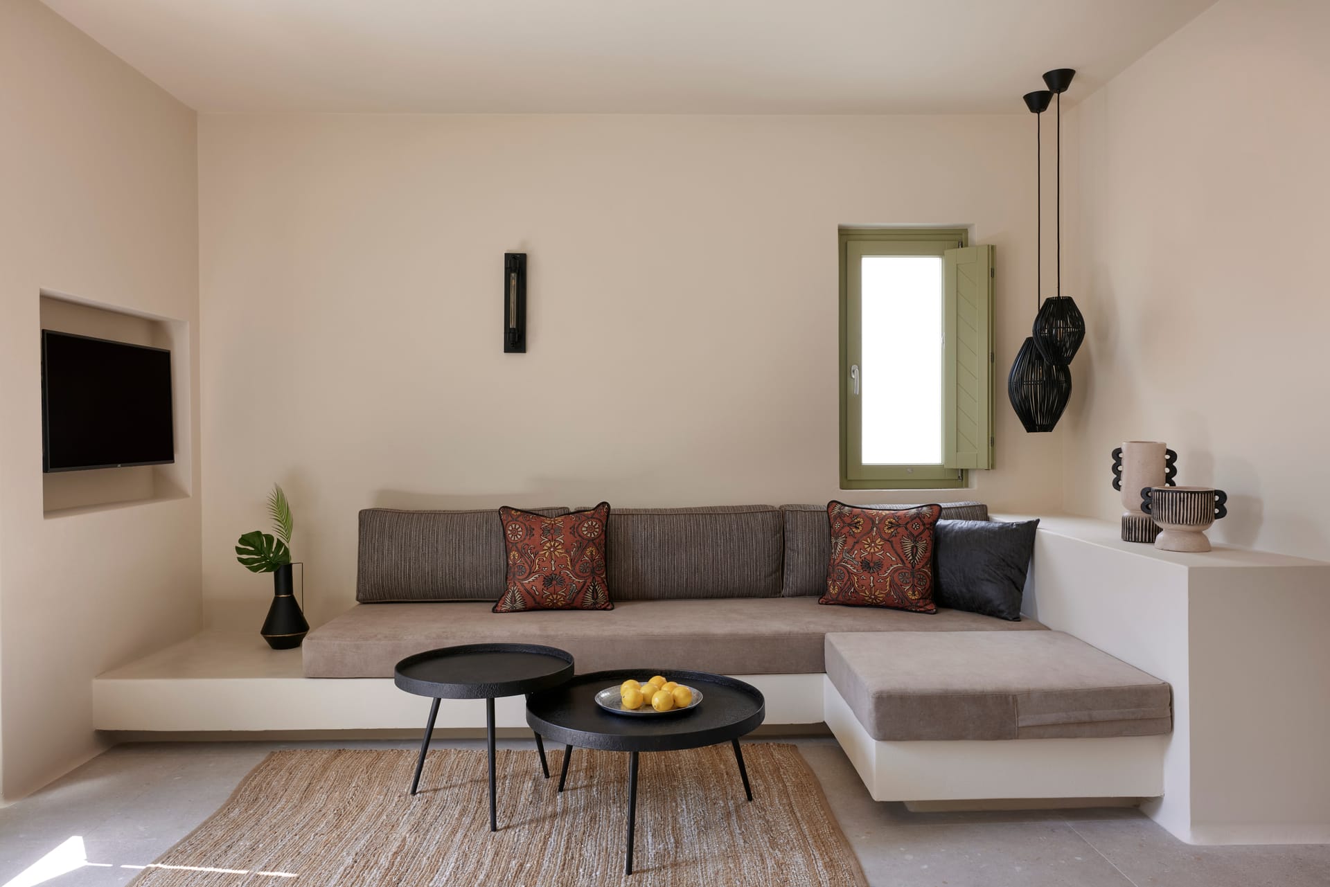 Honeymoon Suite with Heated Pool