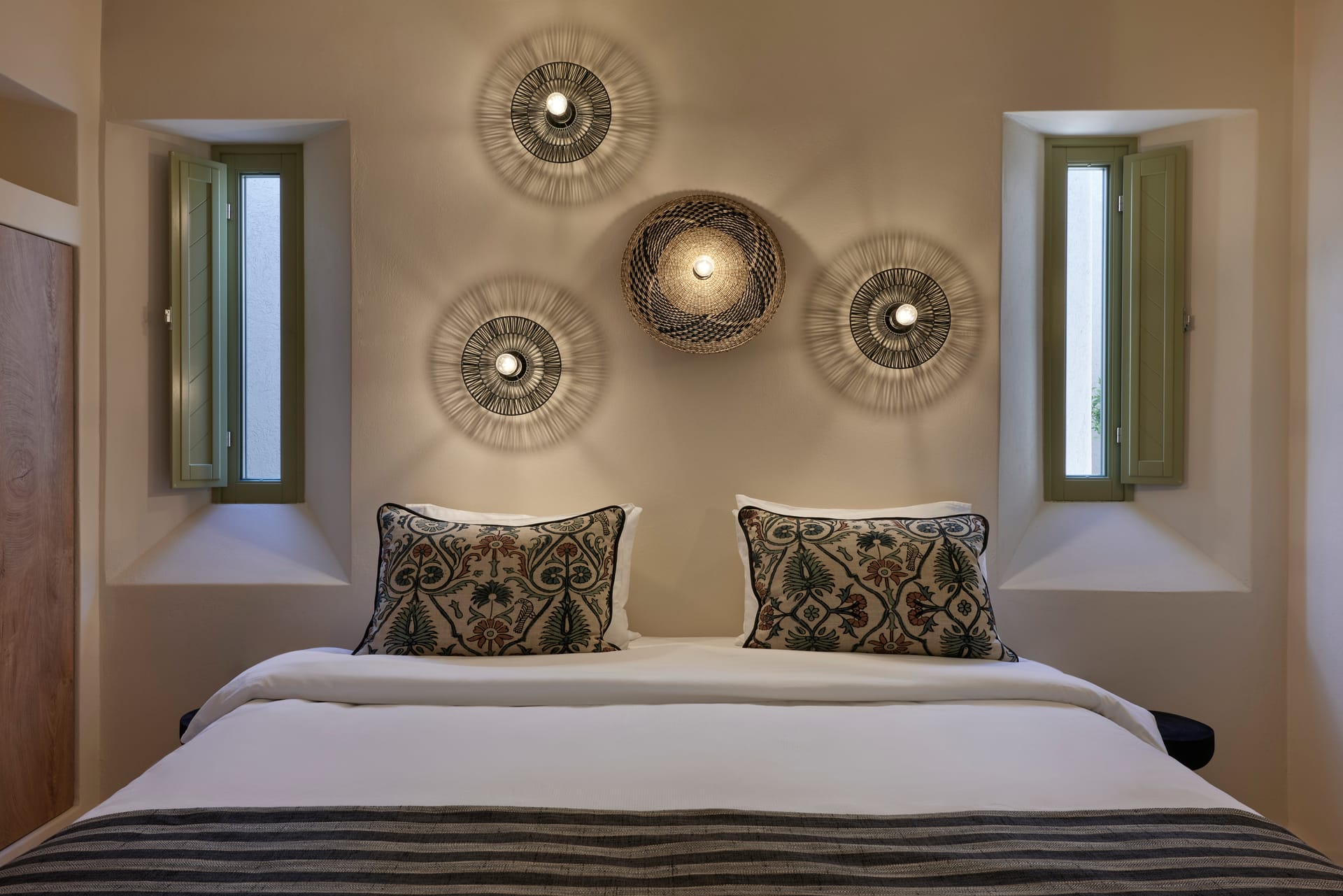 Deluxe Suite Sea View with Jetted Tub