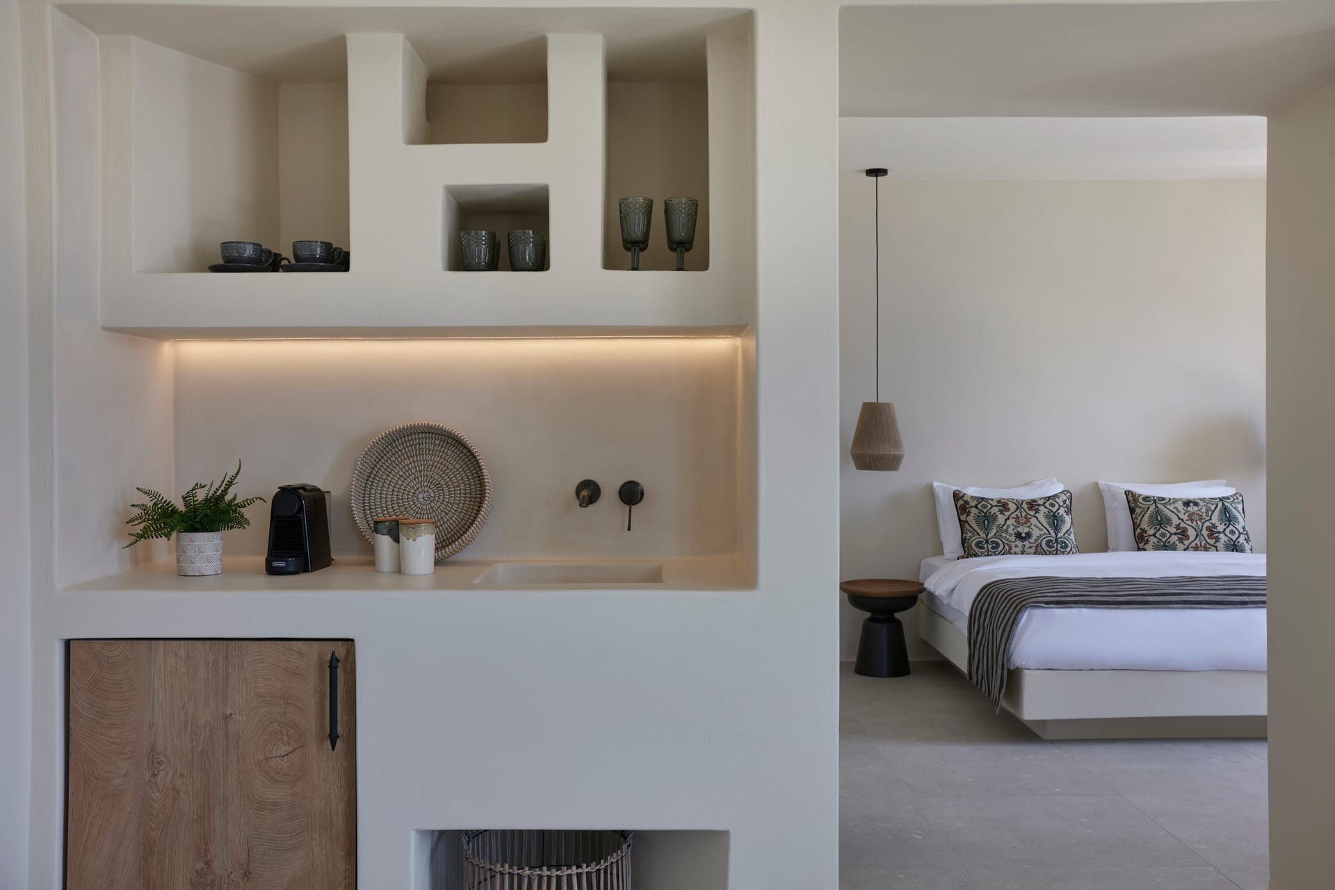 Master Suite Sea View with Heated Pool