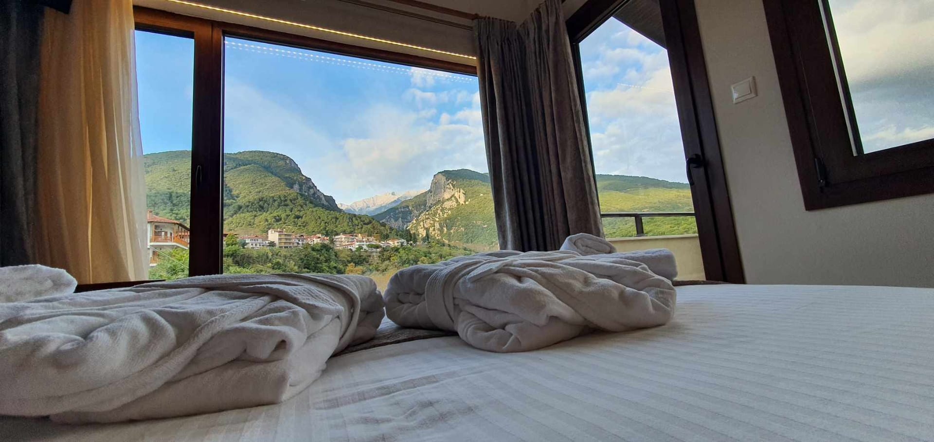 Double with Privileged View