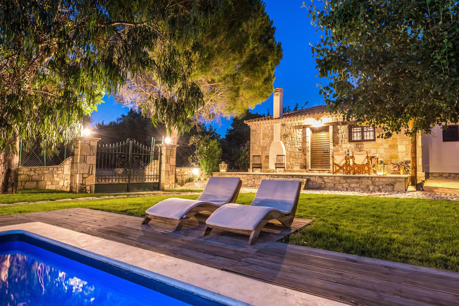 The Farm Two Bedroom Cottage with private pool