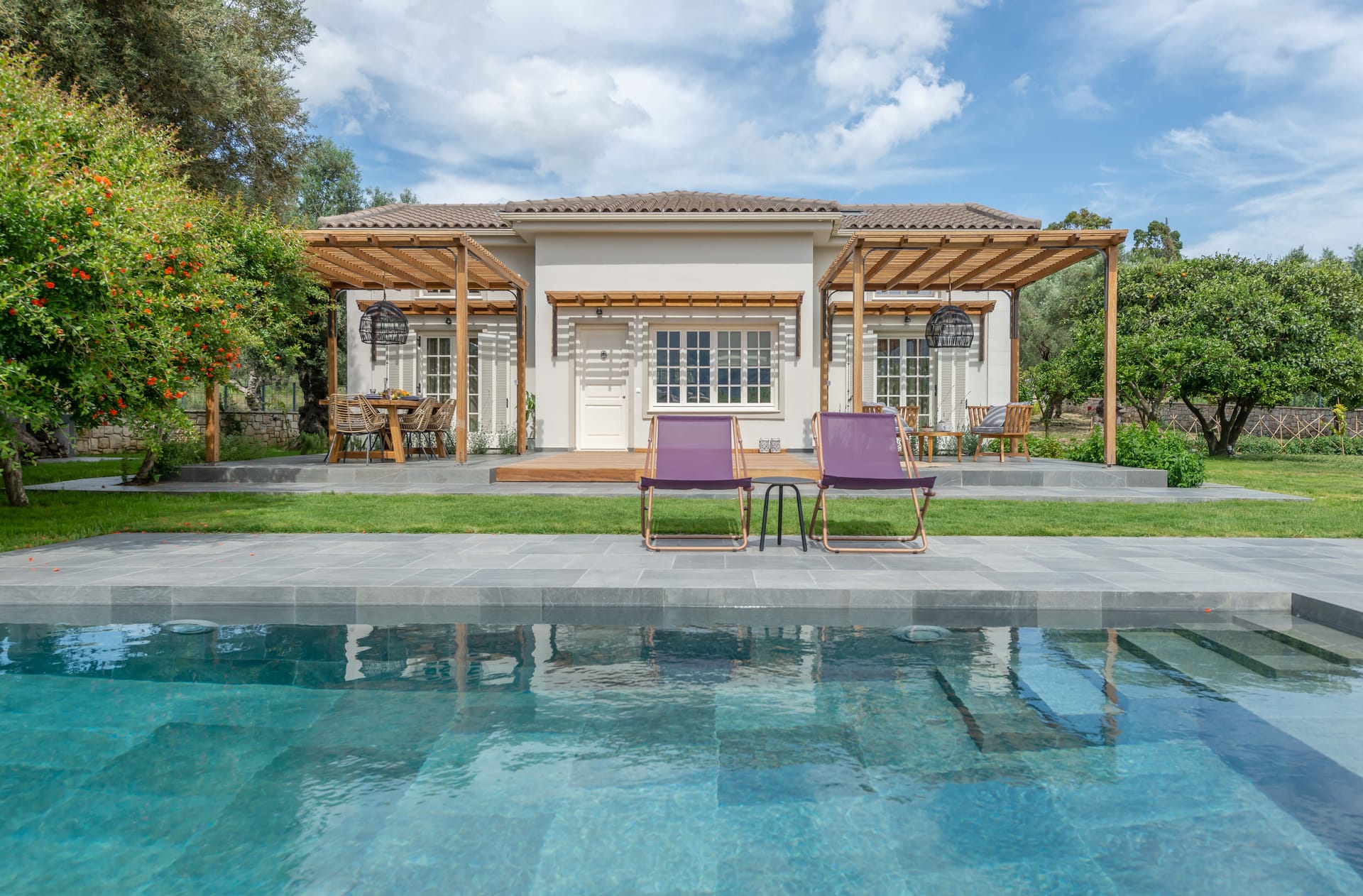 The Classic Three Bedroom Cottage with private pool