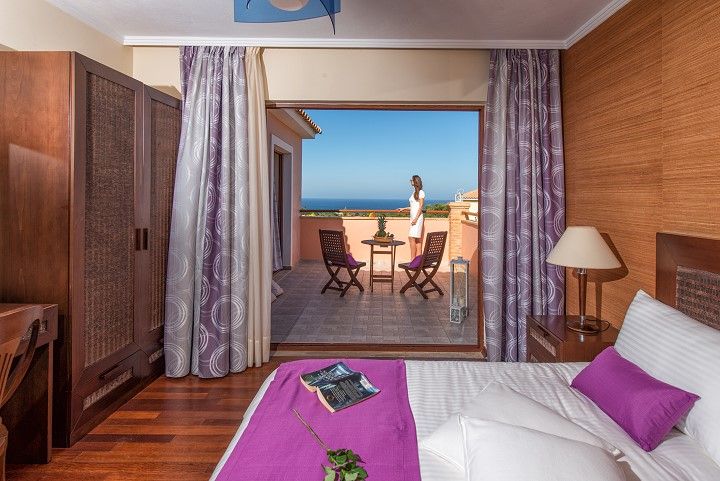 Premium Three-Bedroom Villa with Private Pool &amp; Sea View