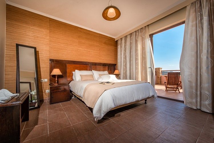 Premium Three-Bedroom Villa with Private Pool &amp; Sea View