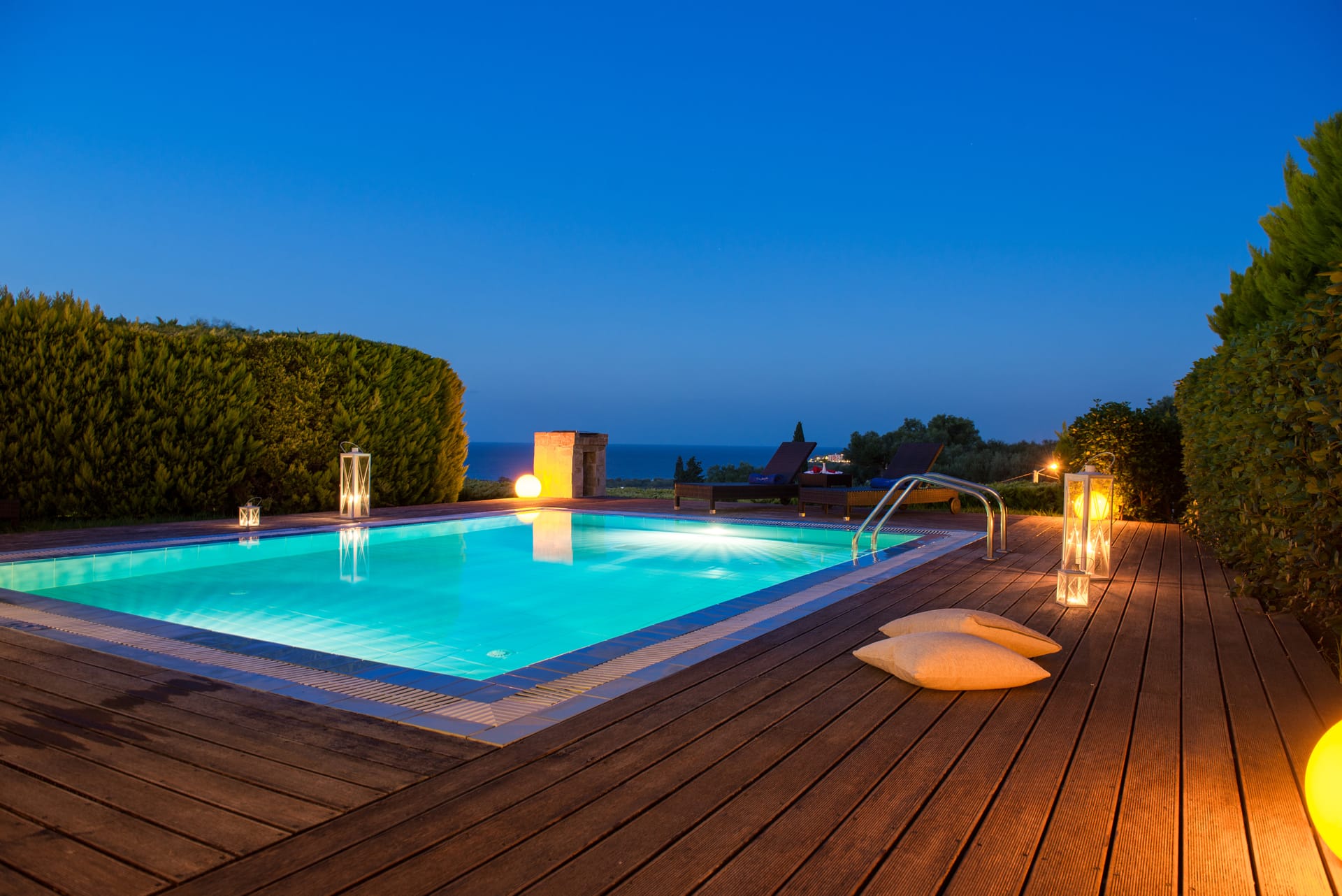 Premium Two-Bedroom Villa with Heated Private Pool &amp; Sea View