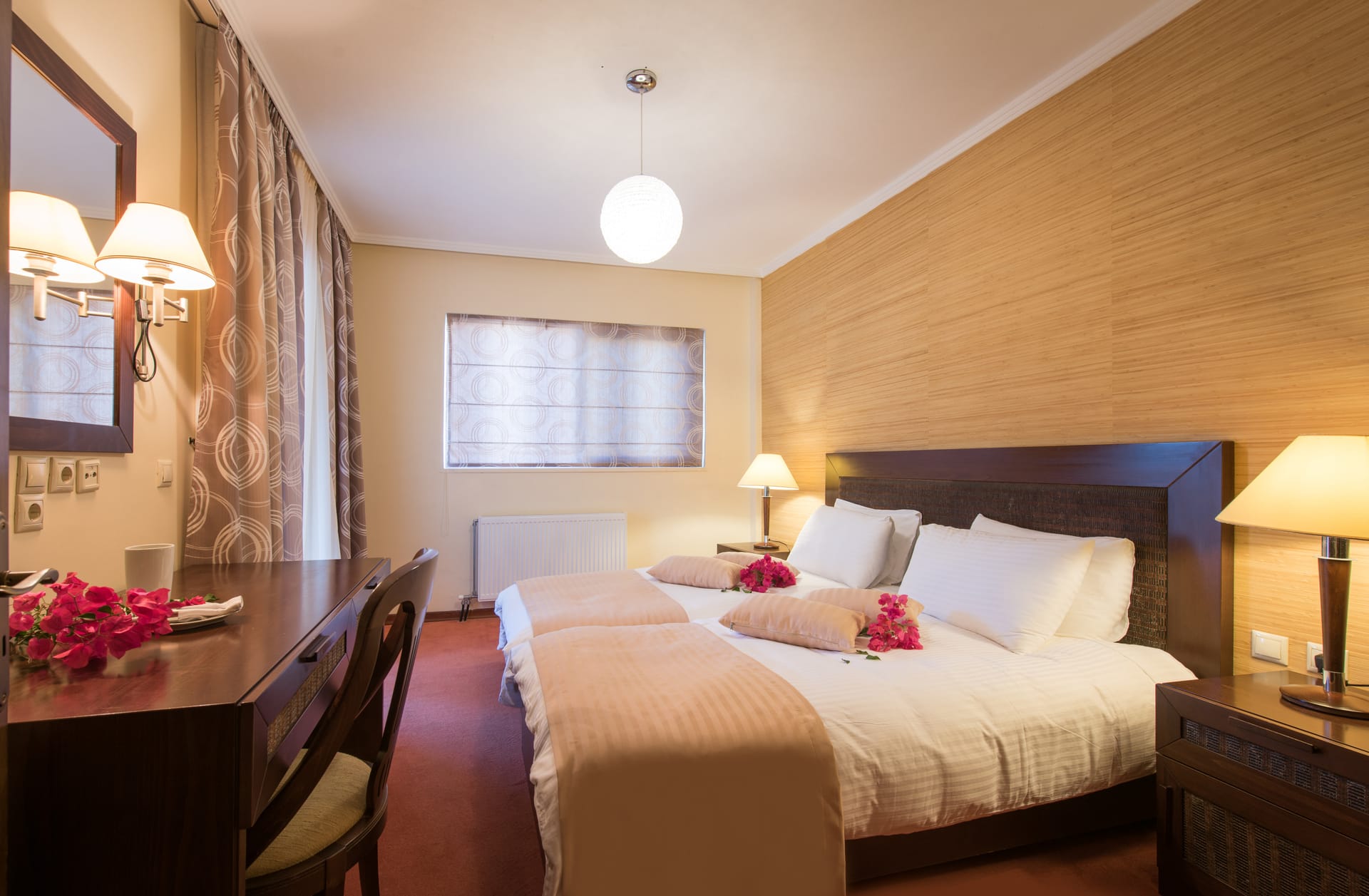 Premium Three-Bedroom Villa with Heated Private Pool &amp; Sea View