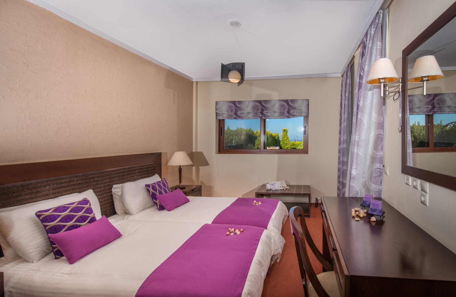 Premium Three-Bedroom Villa with Heated Private Pool &amp; Sea View