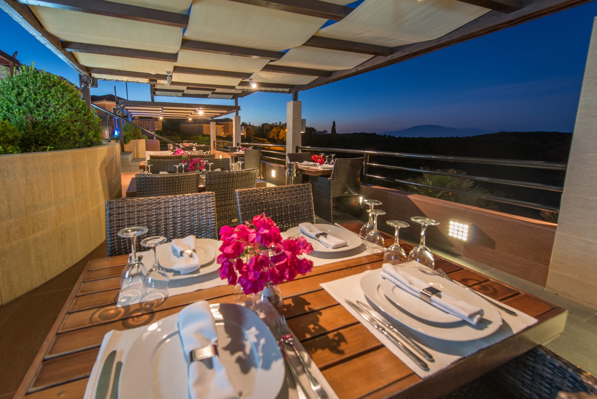 Premium Three-Bedroom Villa with Heated Private Pool &amp; Sea View