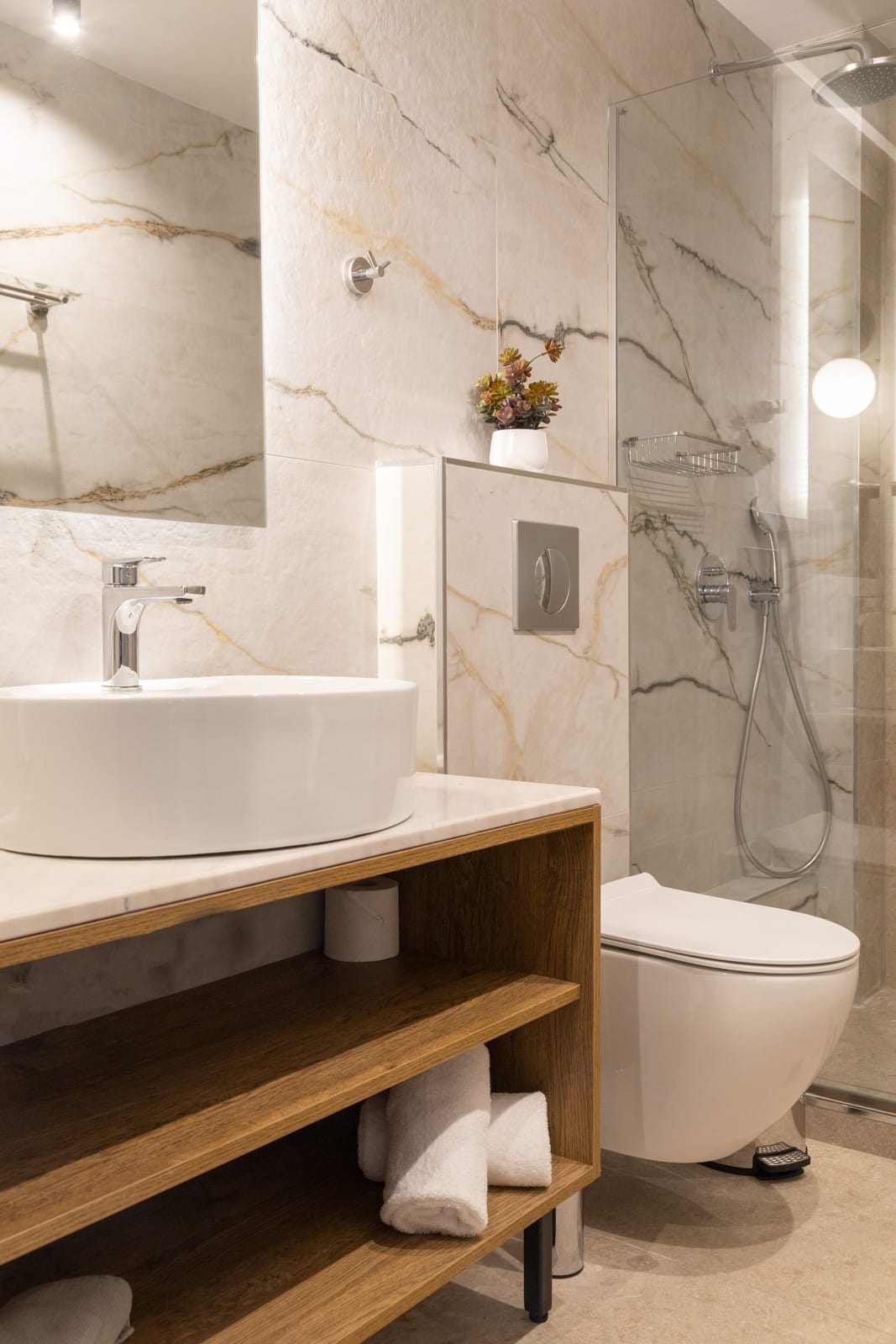 Deluxe Double with Garden View