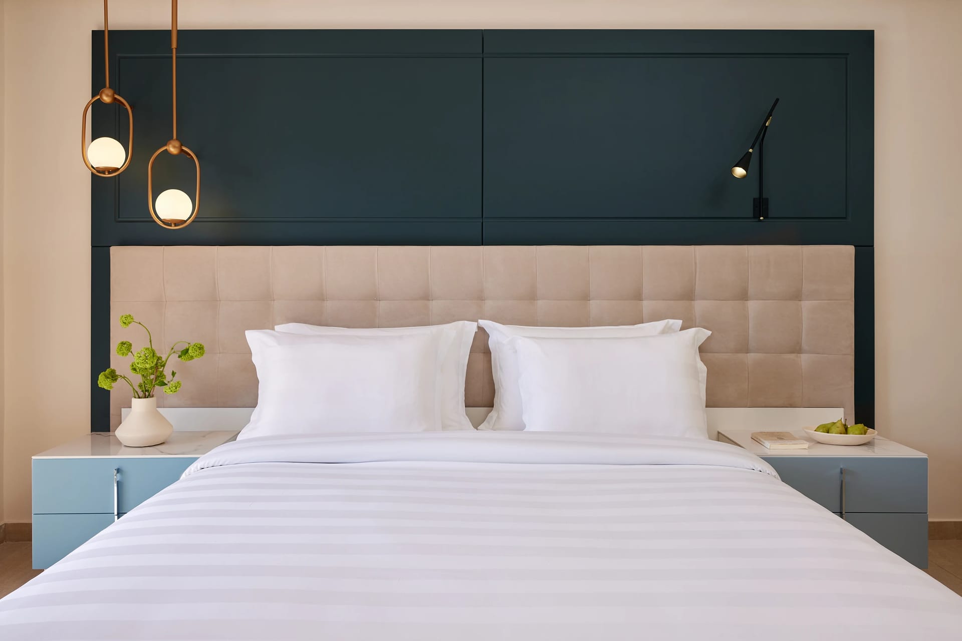 Elegant Double (Garden View)