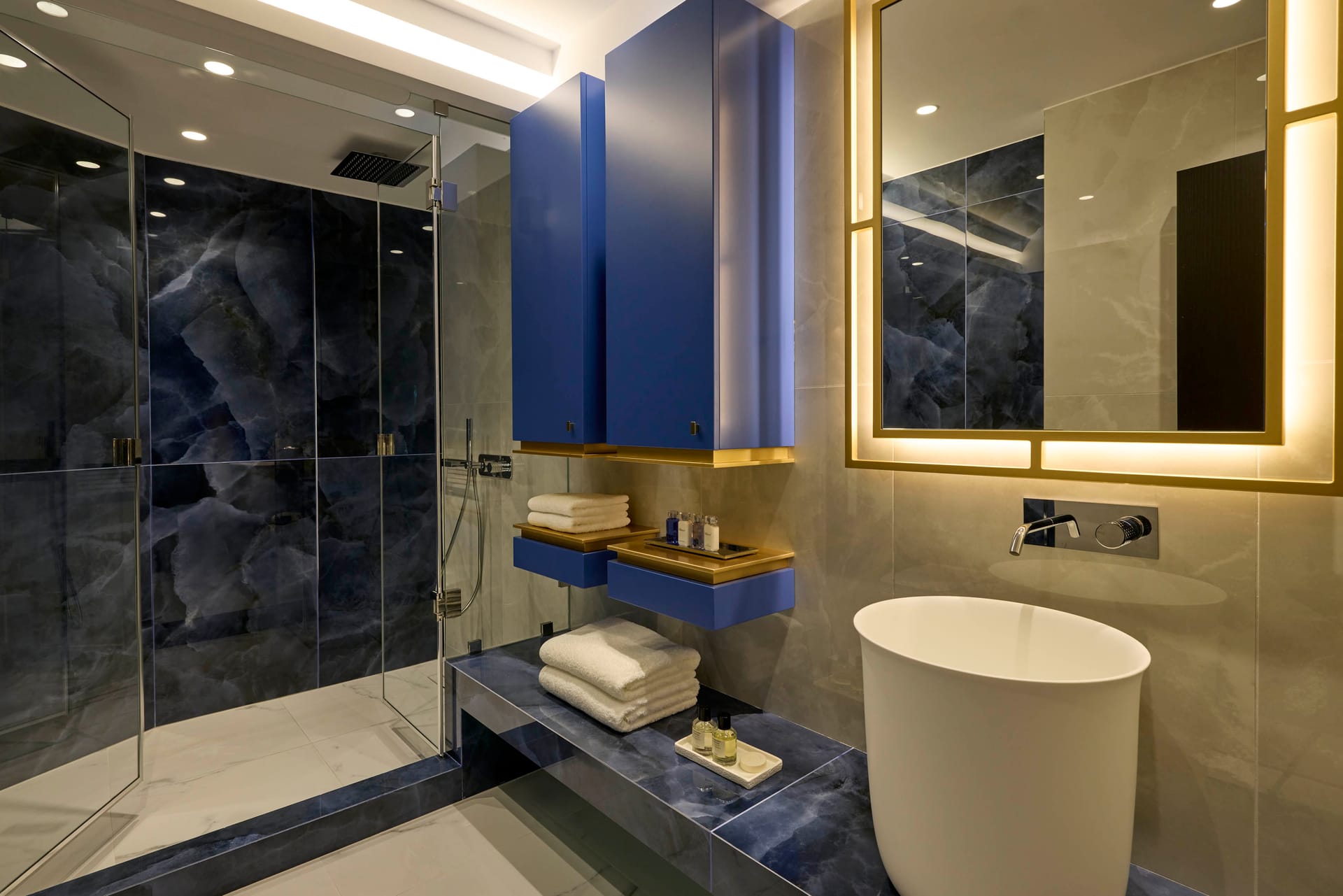 Orion Suite One Bedroom Sea View