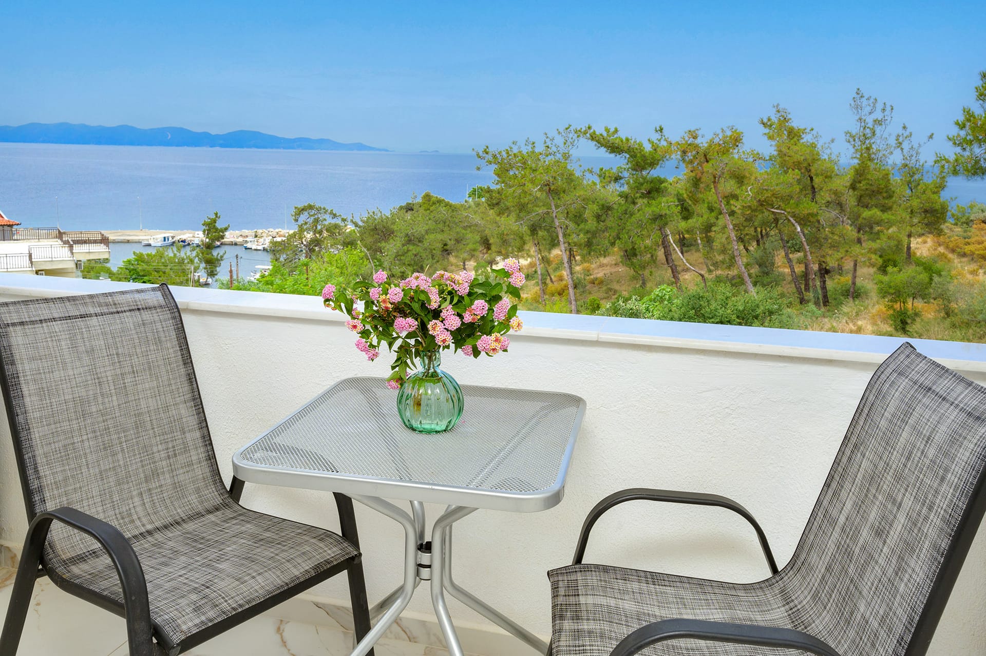 Deluxe Triple Room with Sea View