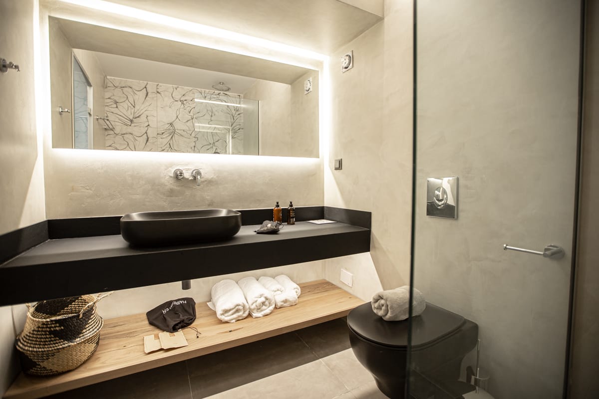 Deluxe Suite with jacuzzi