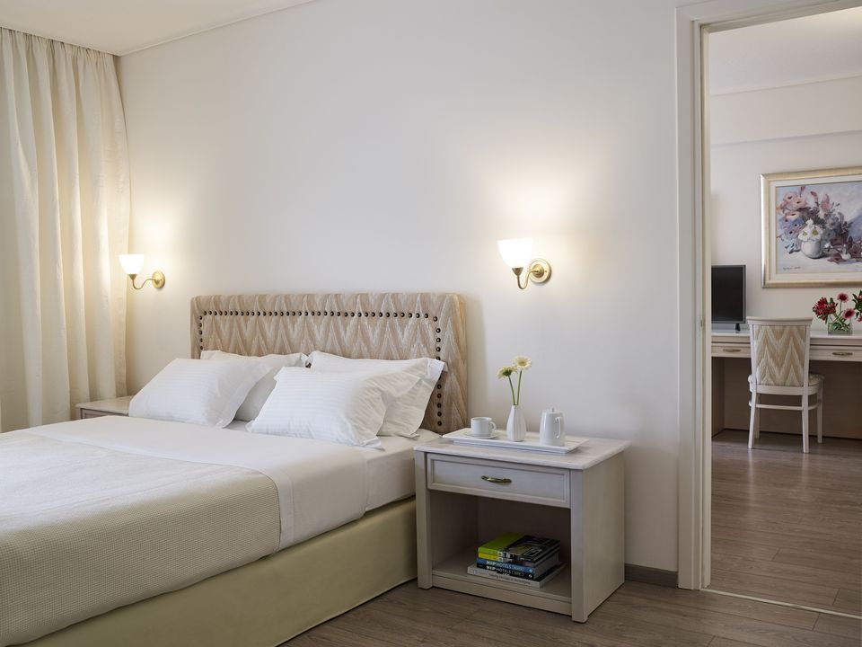 Family Side Sea View Room