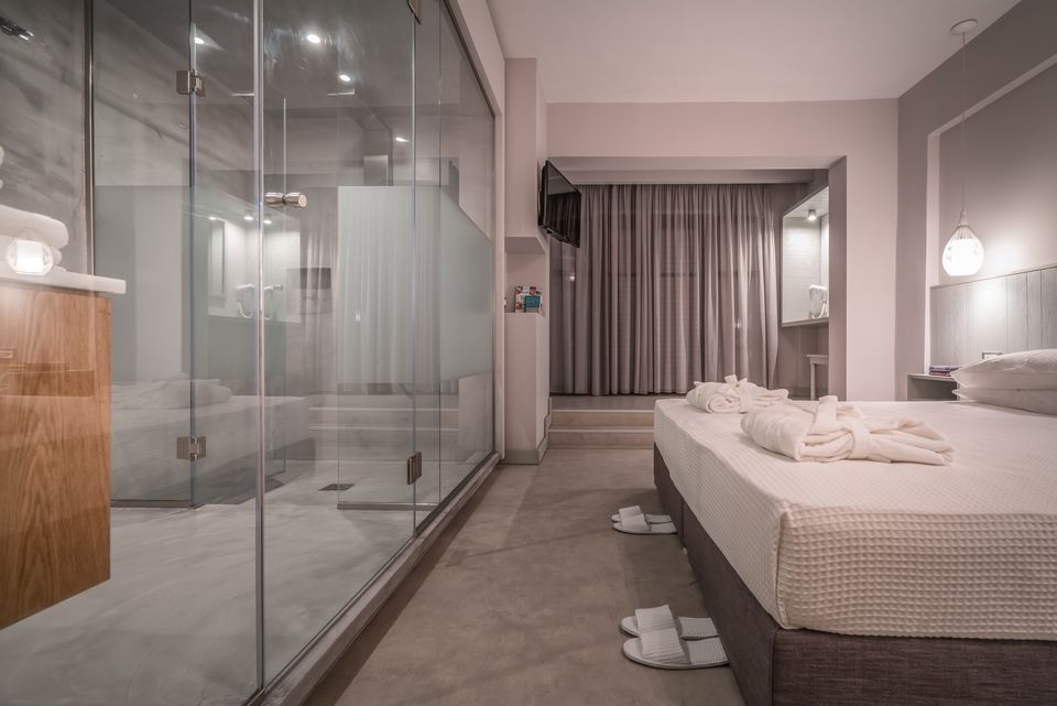 Junior Suite Swim Up