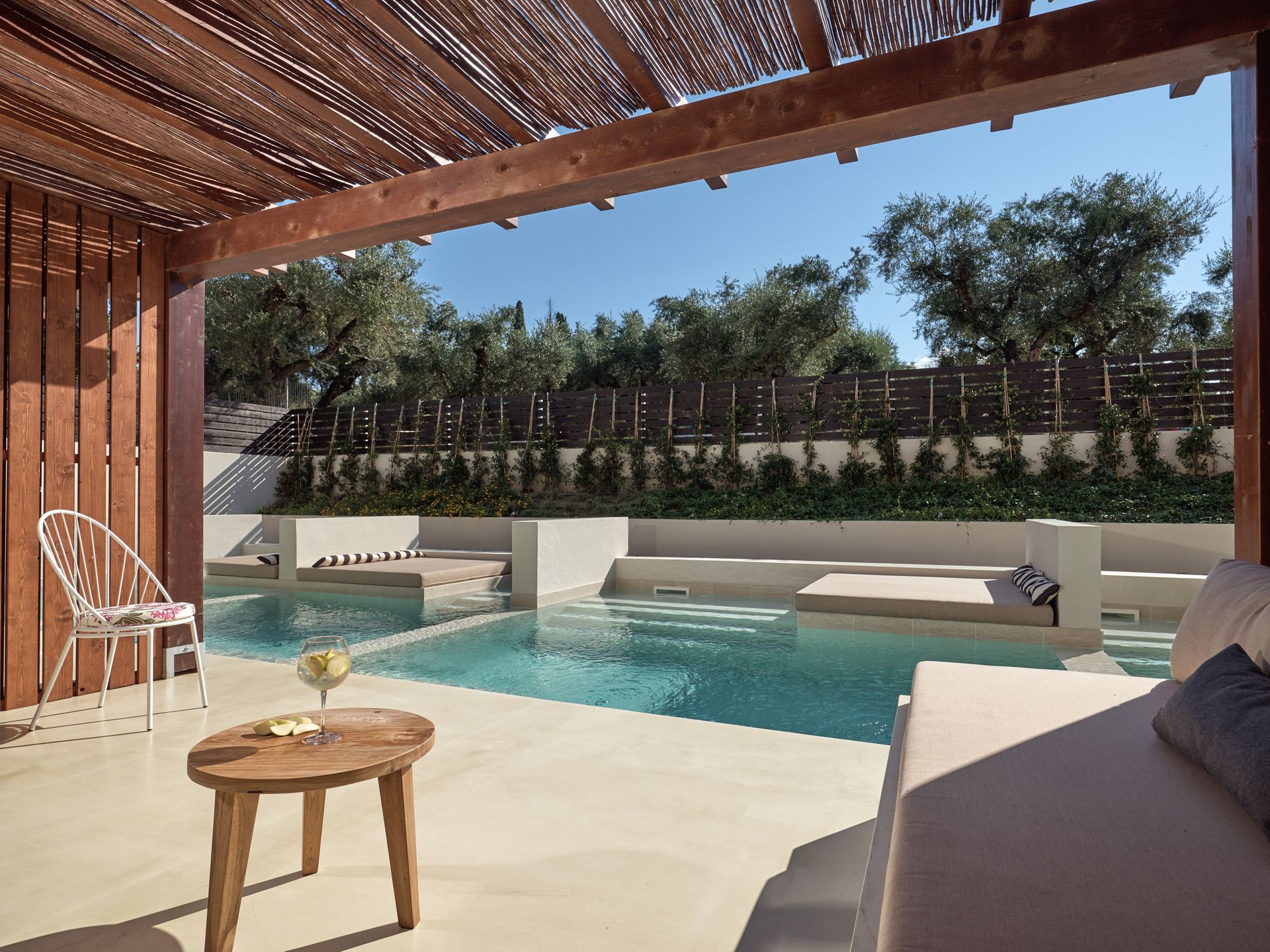 Junior Suite Swim Up