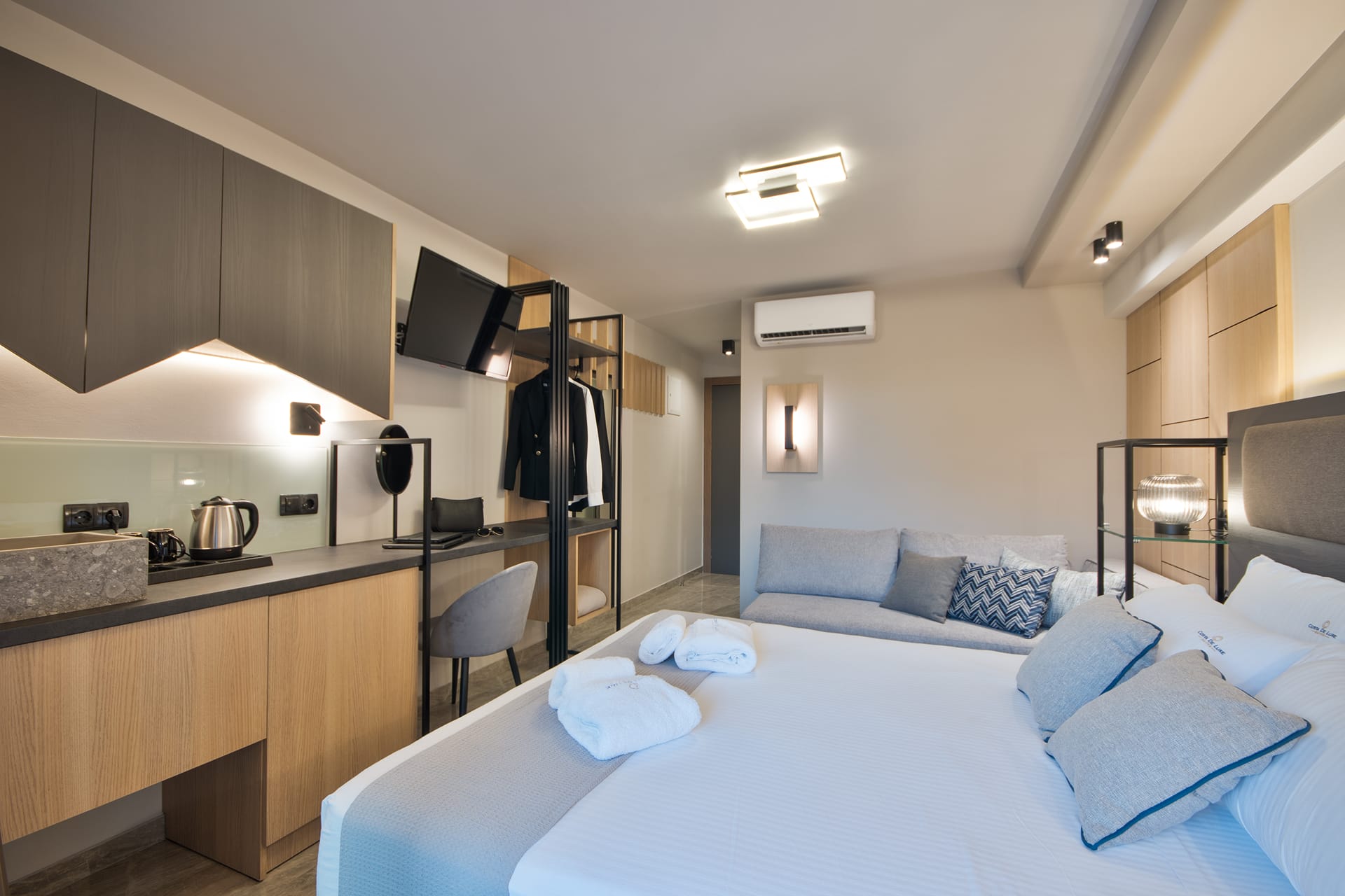 Ground Floor Suite