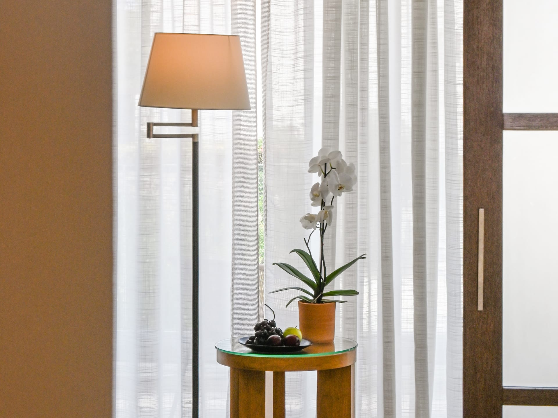Superior Family Room Garden View