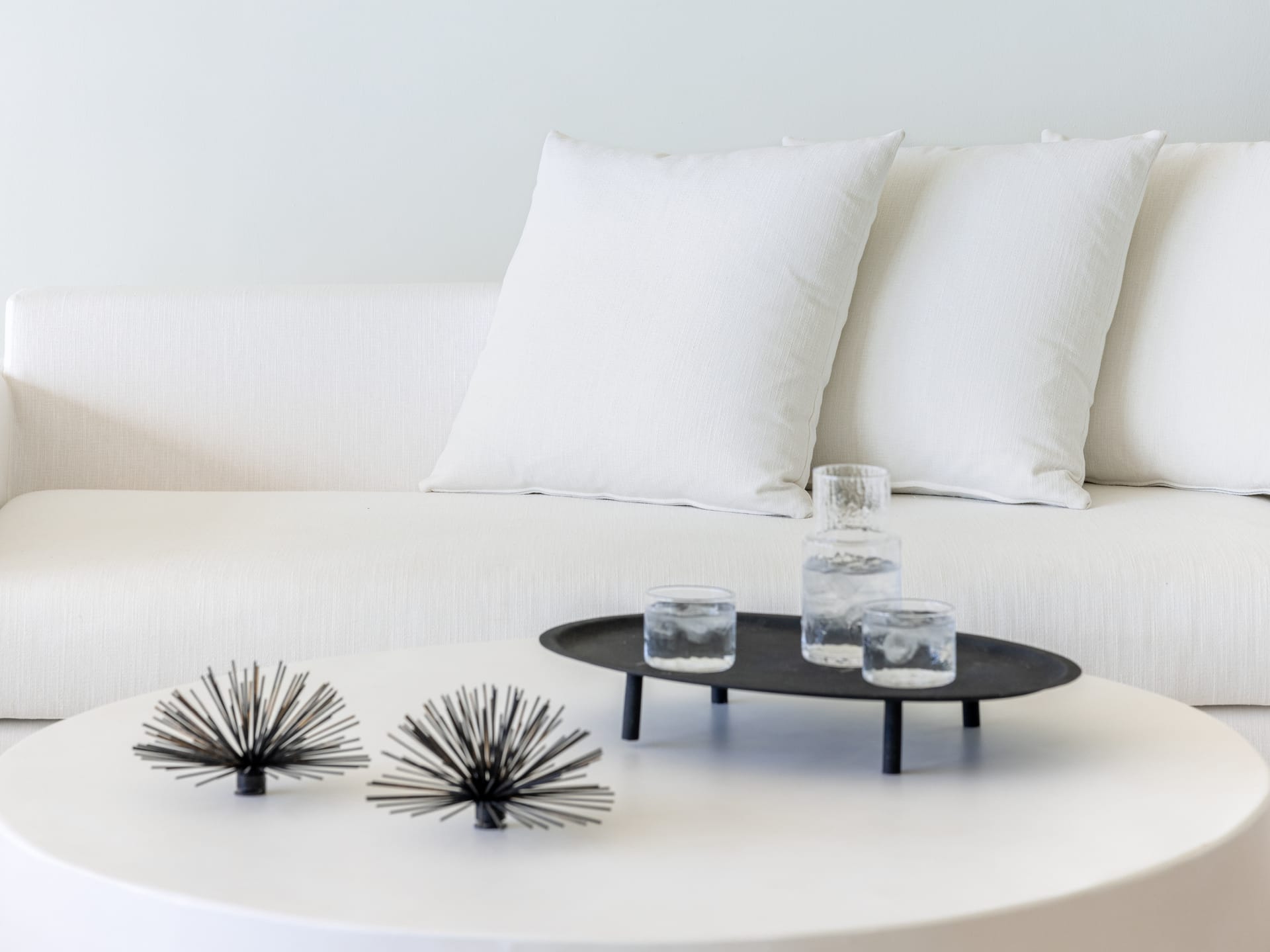 Amirandes White Suite