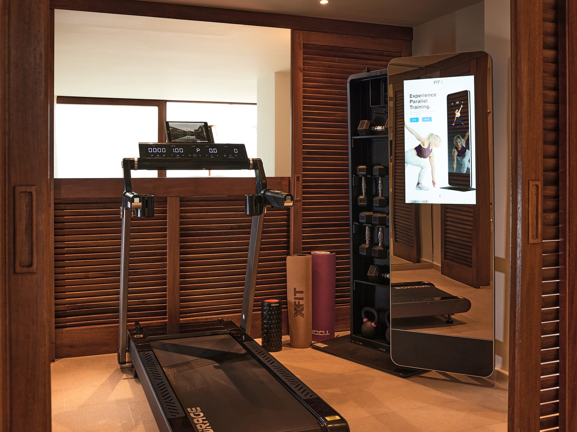 Junior Suite waterfront Gym &amp; Private Pool