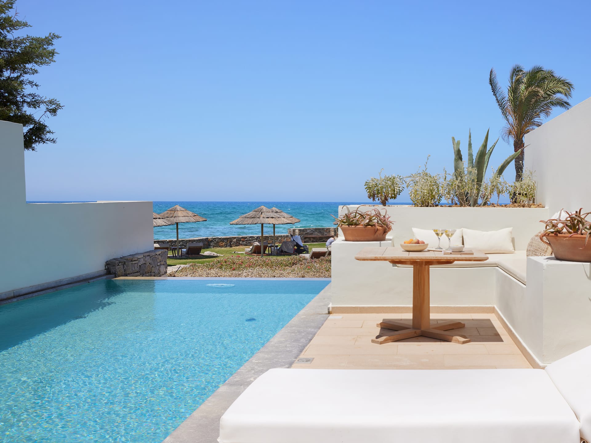 2-Bedroom Suite Gym &amp; Private Pool