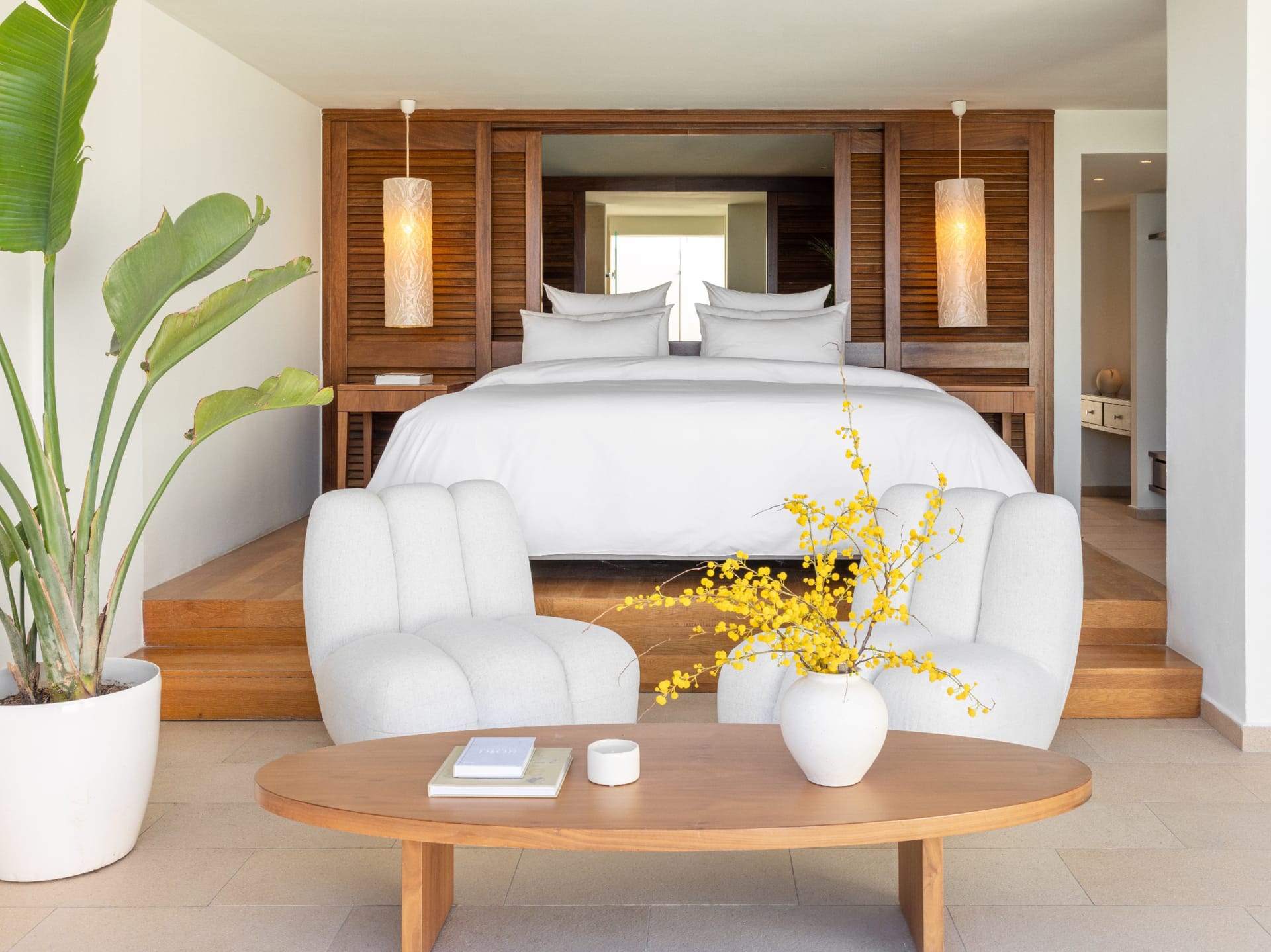 2-Bedroom Suite Gym &amp; Private Pool with Sea View
