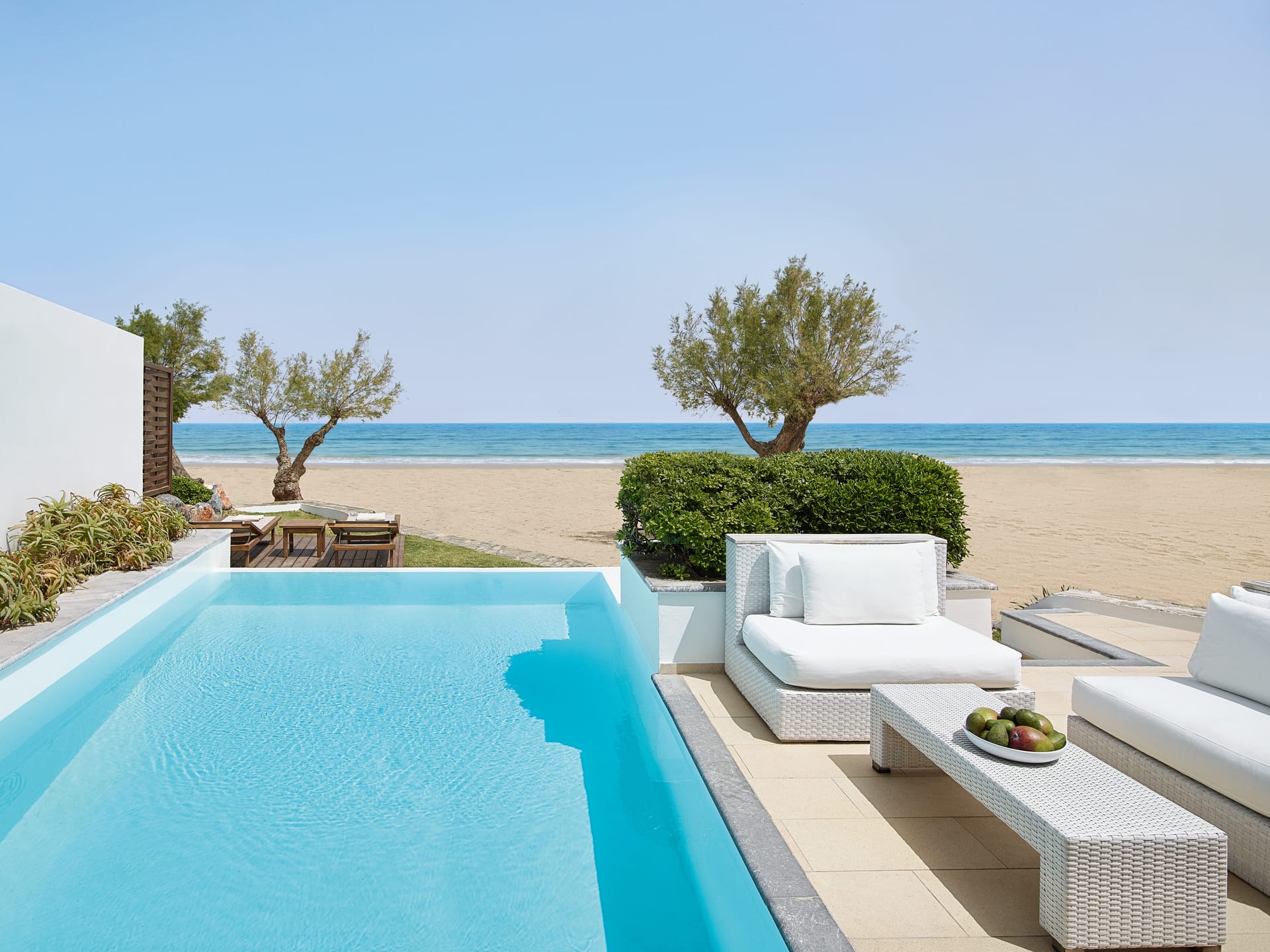 3 Bedroom villa beachfront with private pool