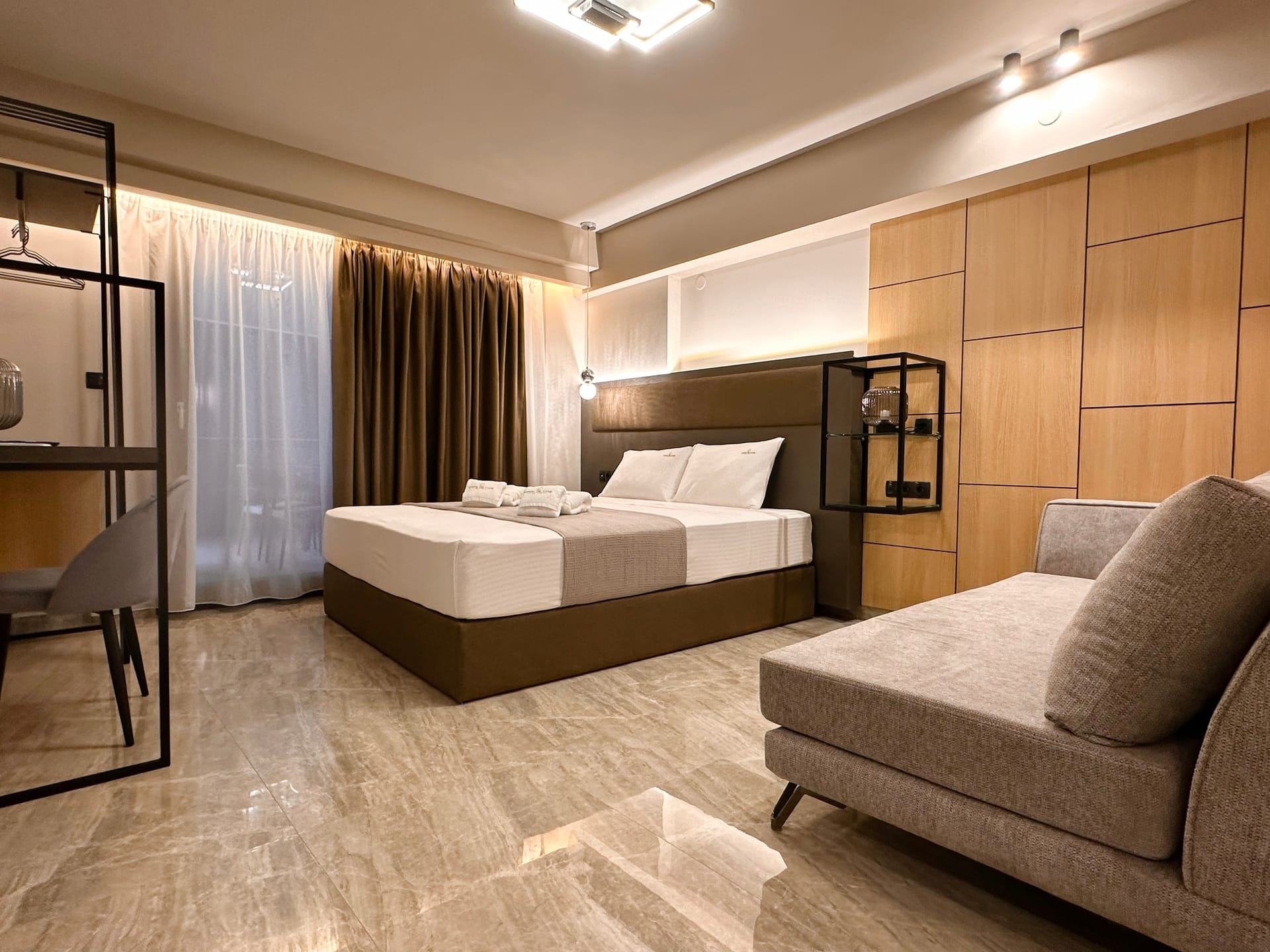 King Suite with Spa Bath