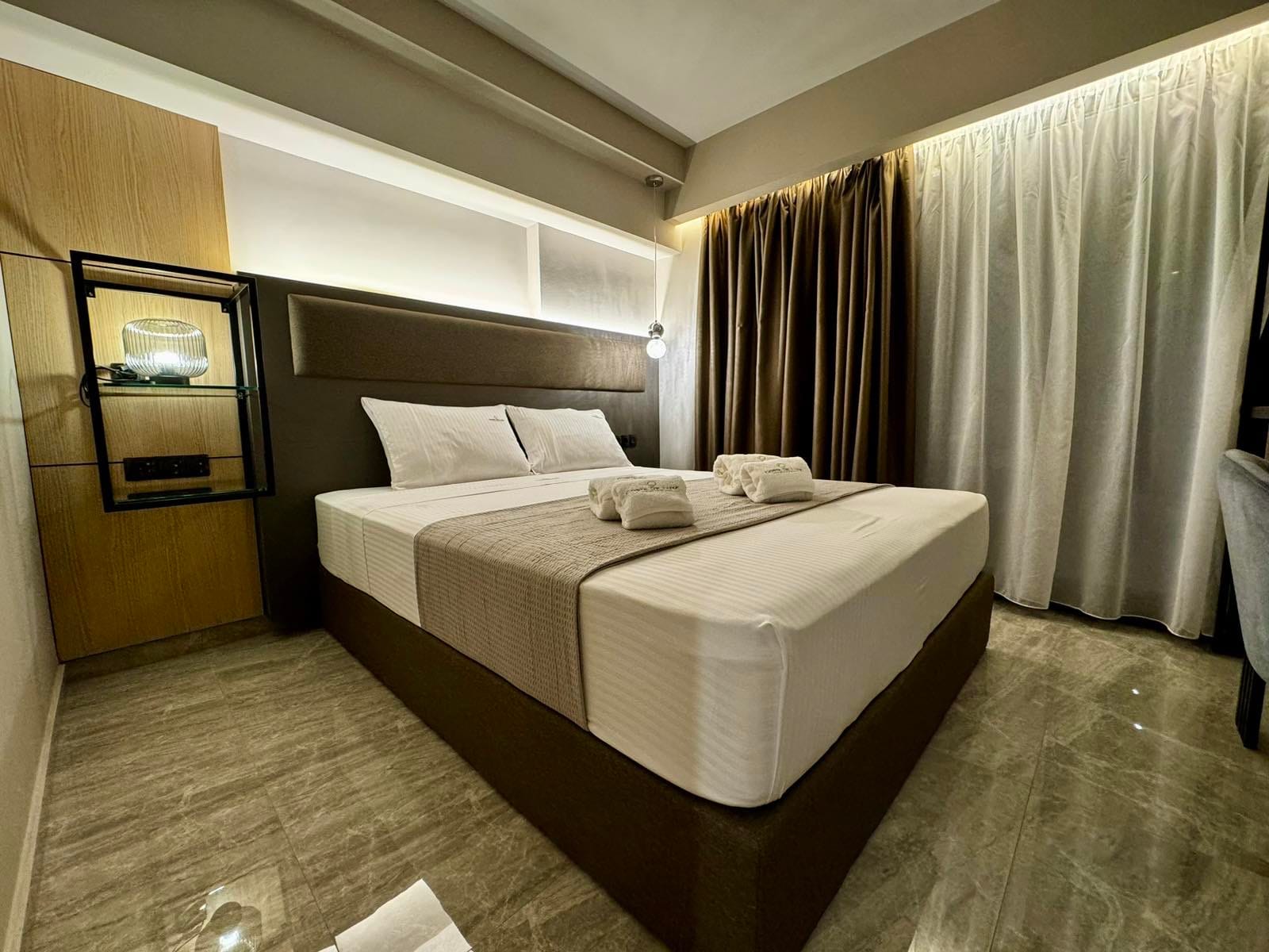 King Suite with Spa Bath