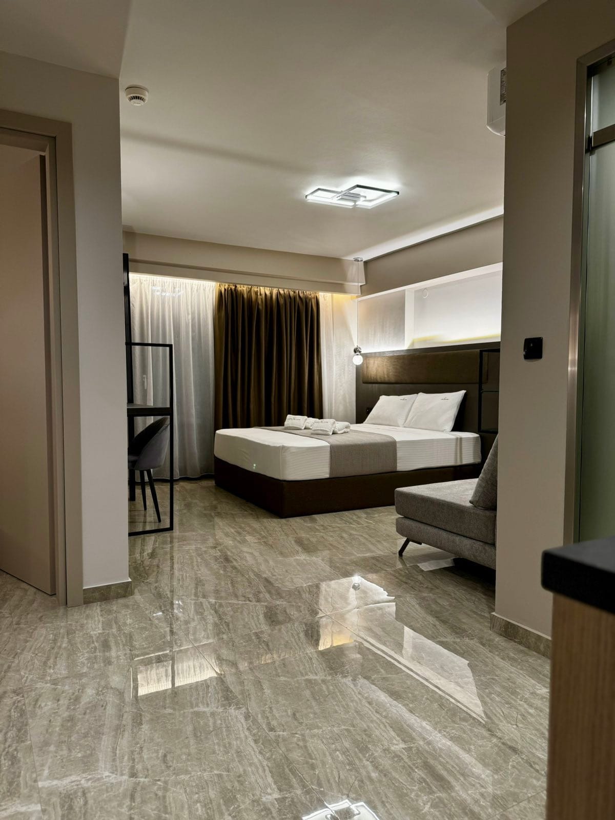 King Suite with Spa Bath