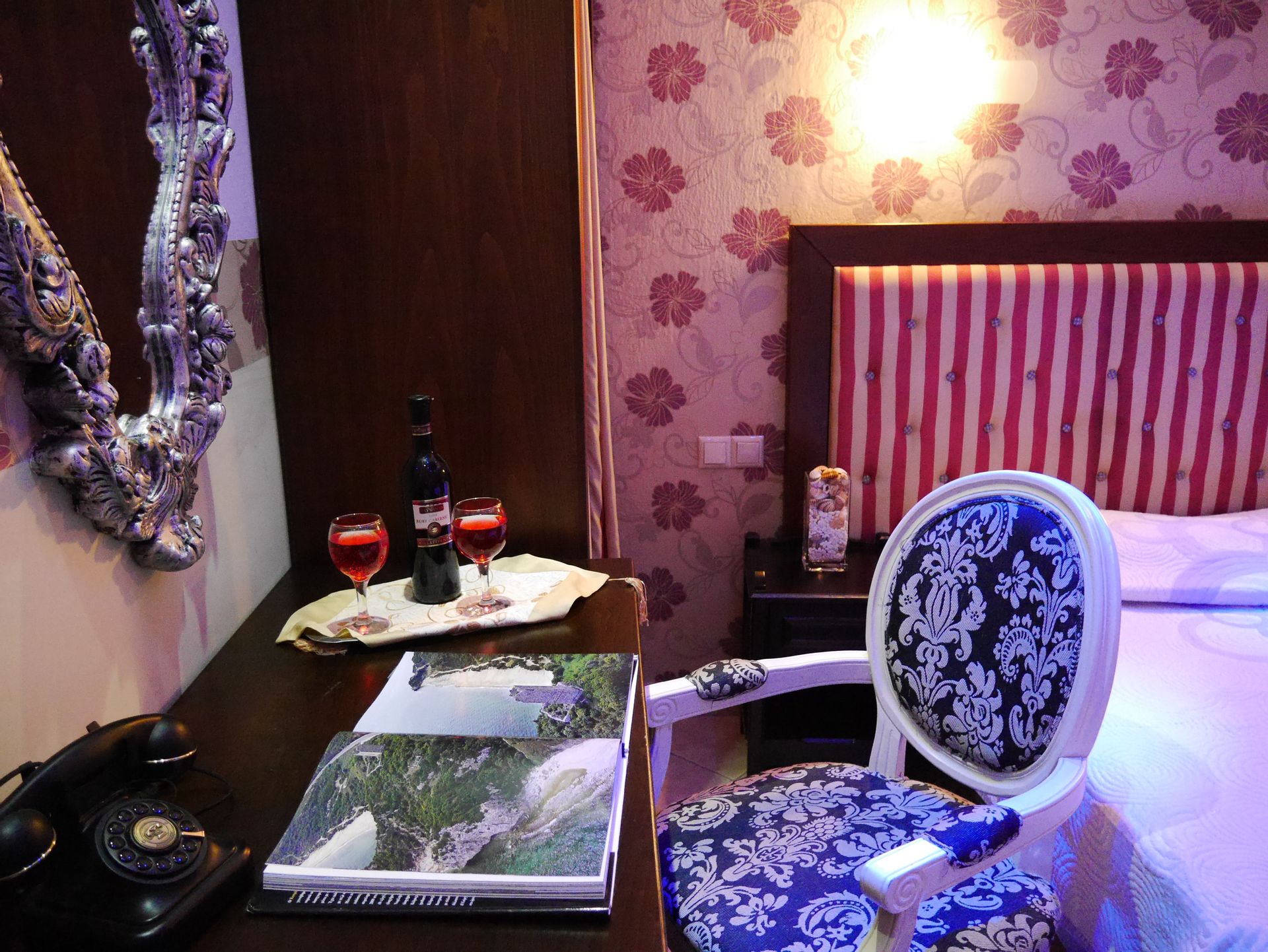 Standard Room with Garden View