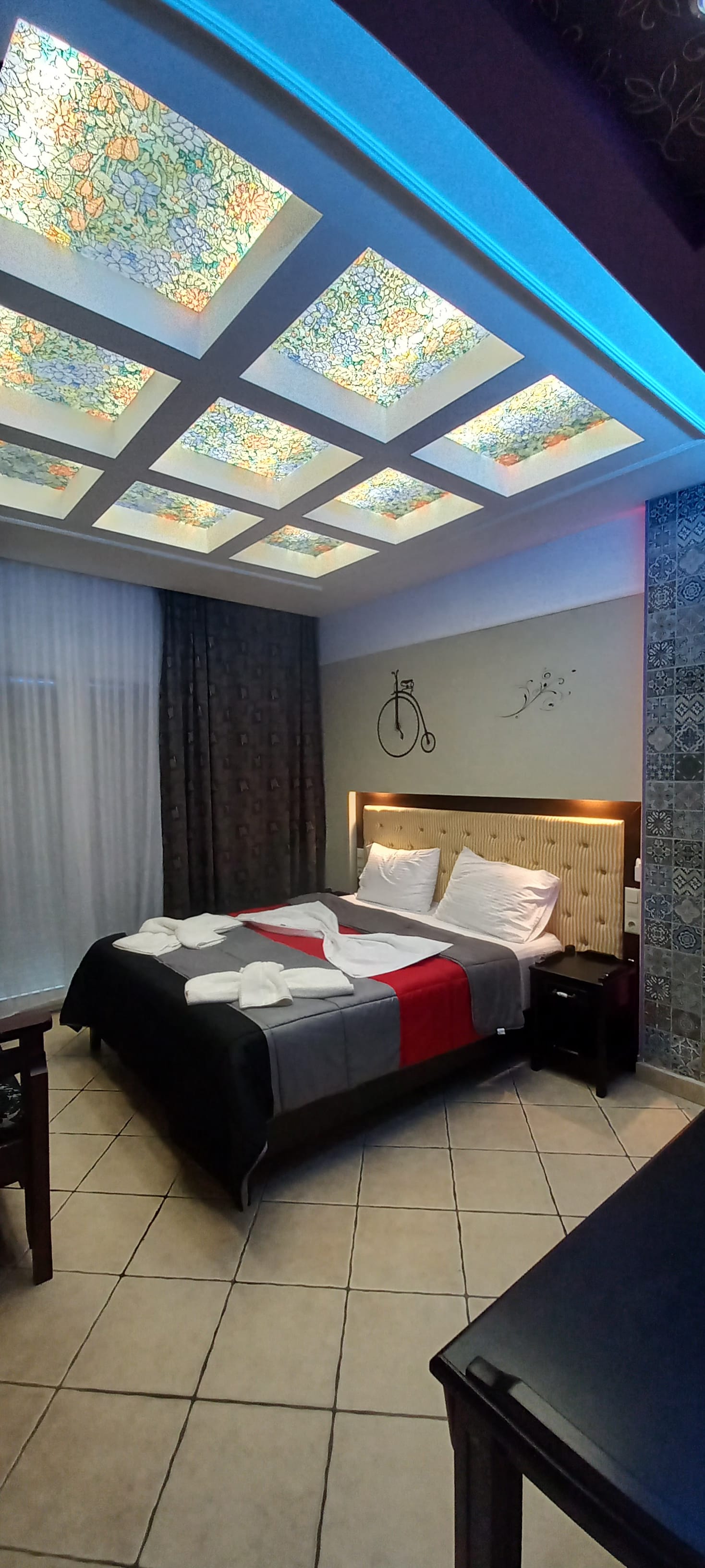 Standard Room with Garden View