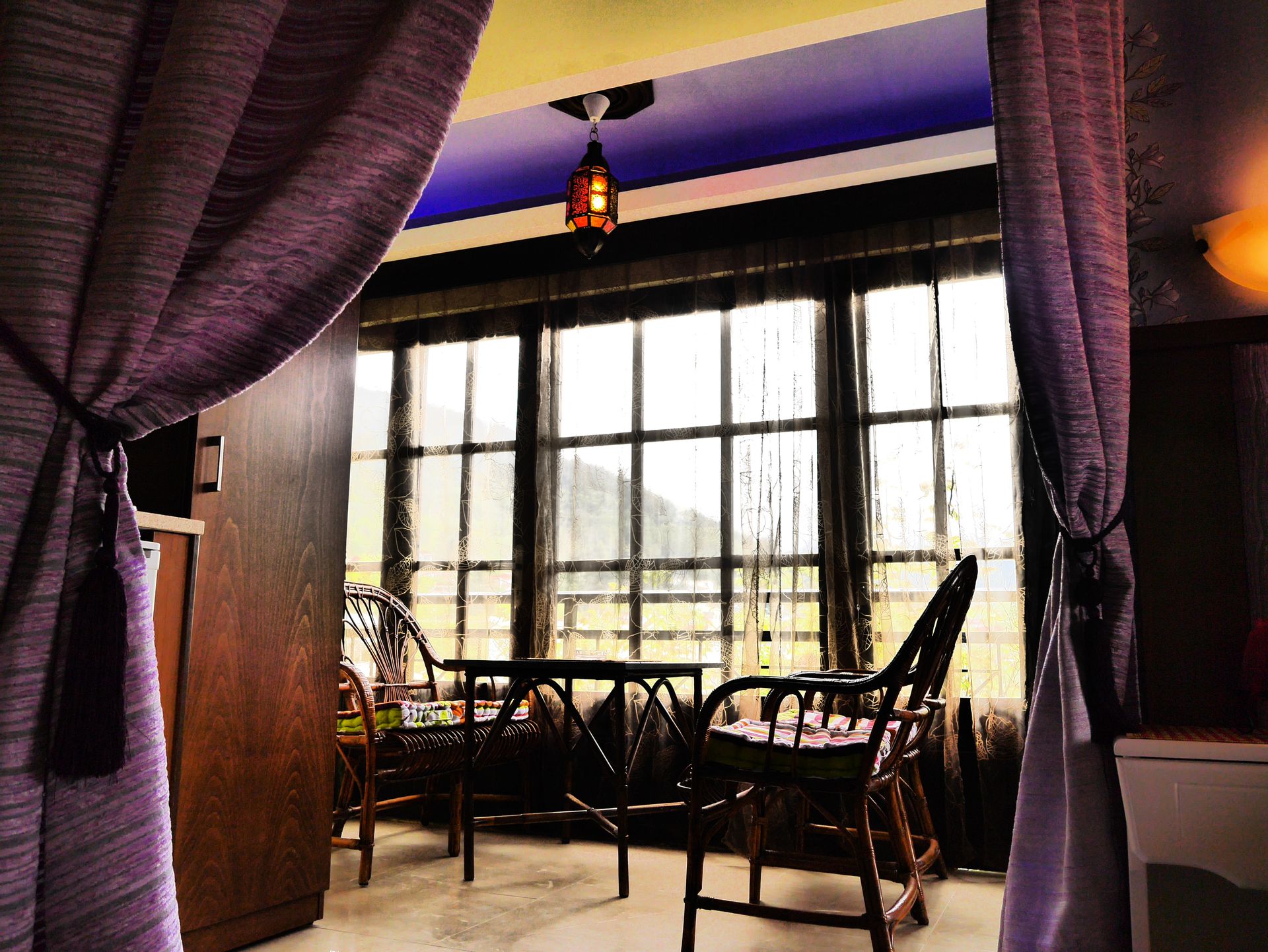 Family Studio with Garden View