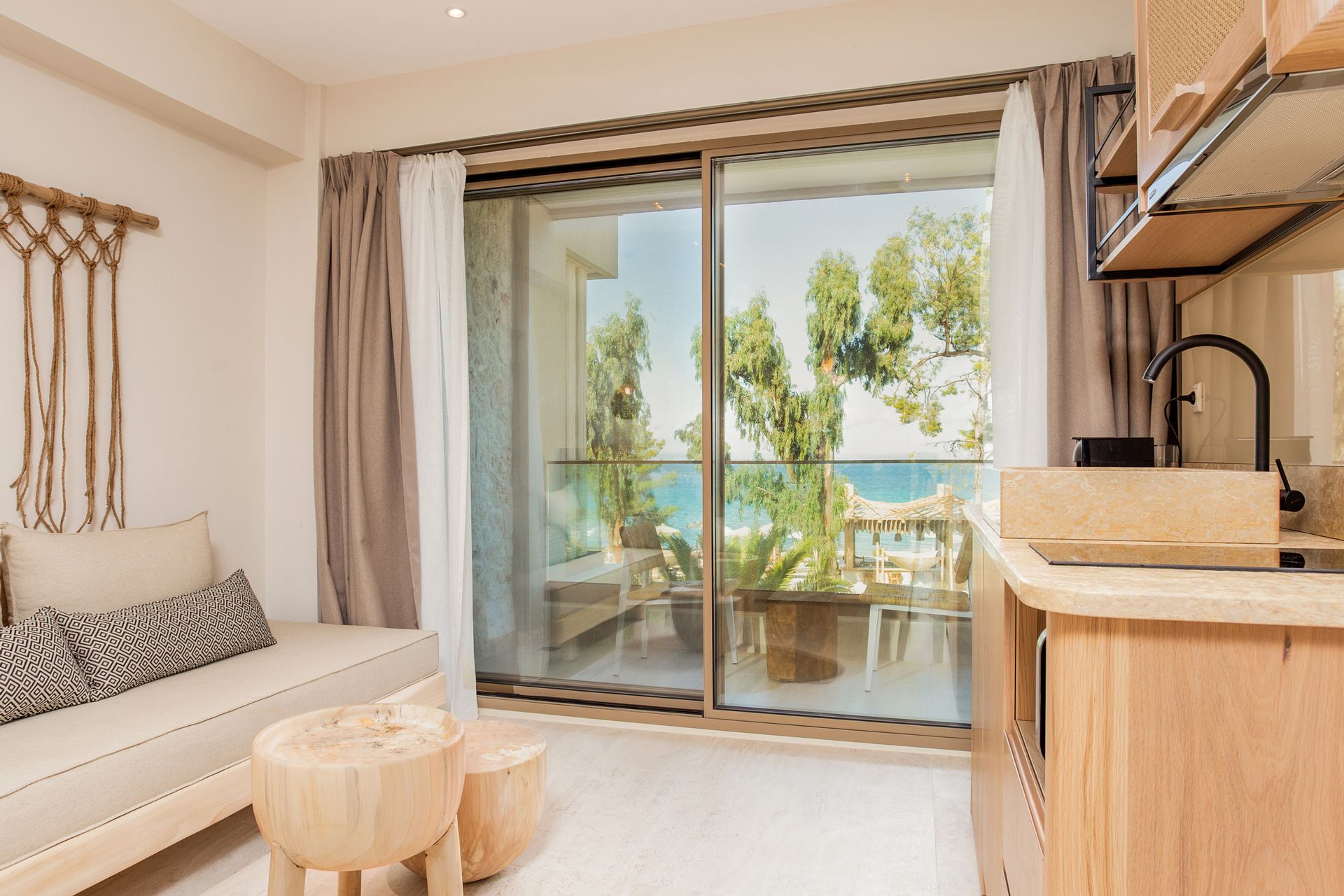 Deluxe Suite | Sea View